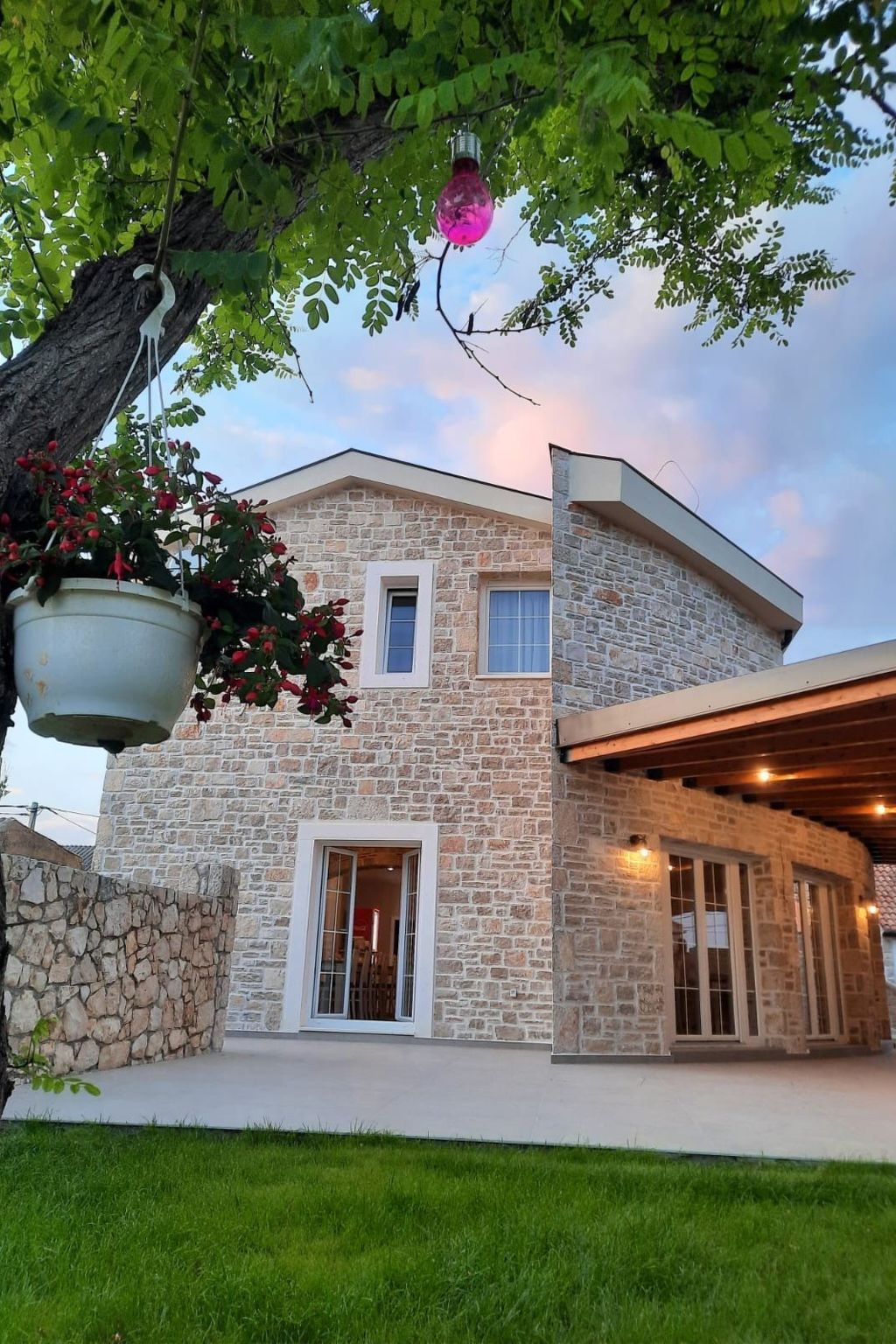 Gästezimmer "Castello" mit Internetanschluss - Buiten