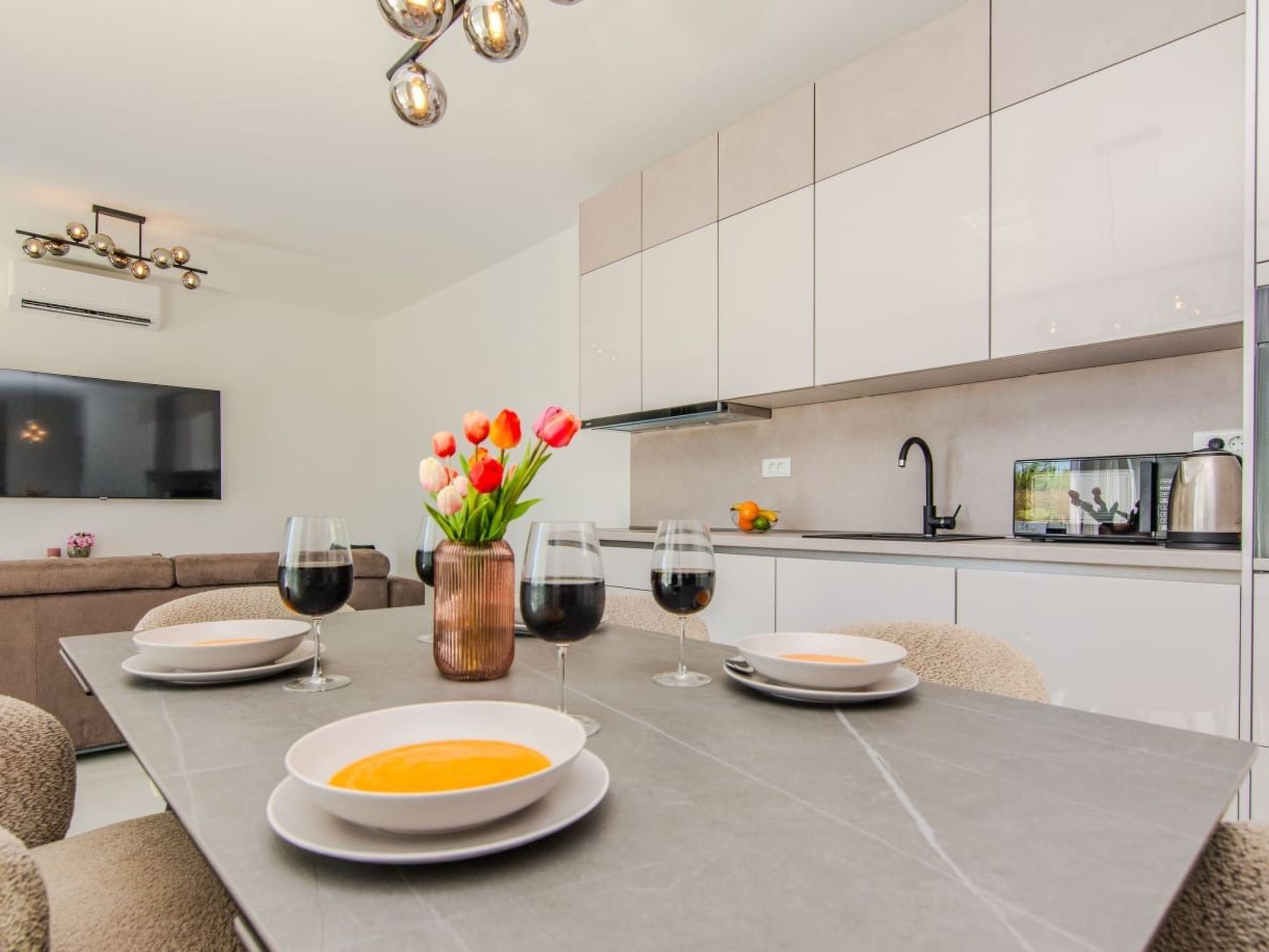 Neues modernes Poolhaus in Privlaka-Drinnen