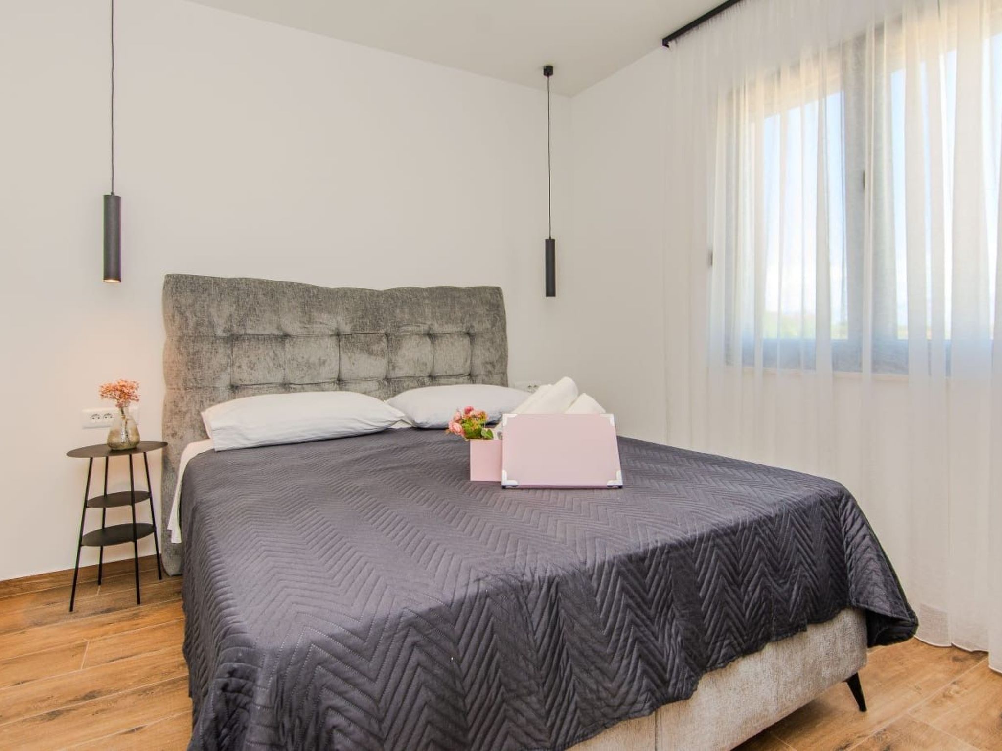 Neues modernes Poolhaus in Privlaka-Image-tags.info