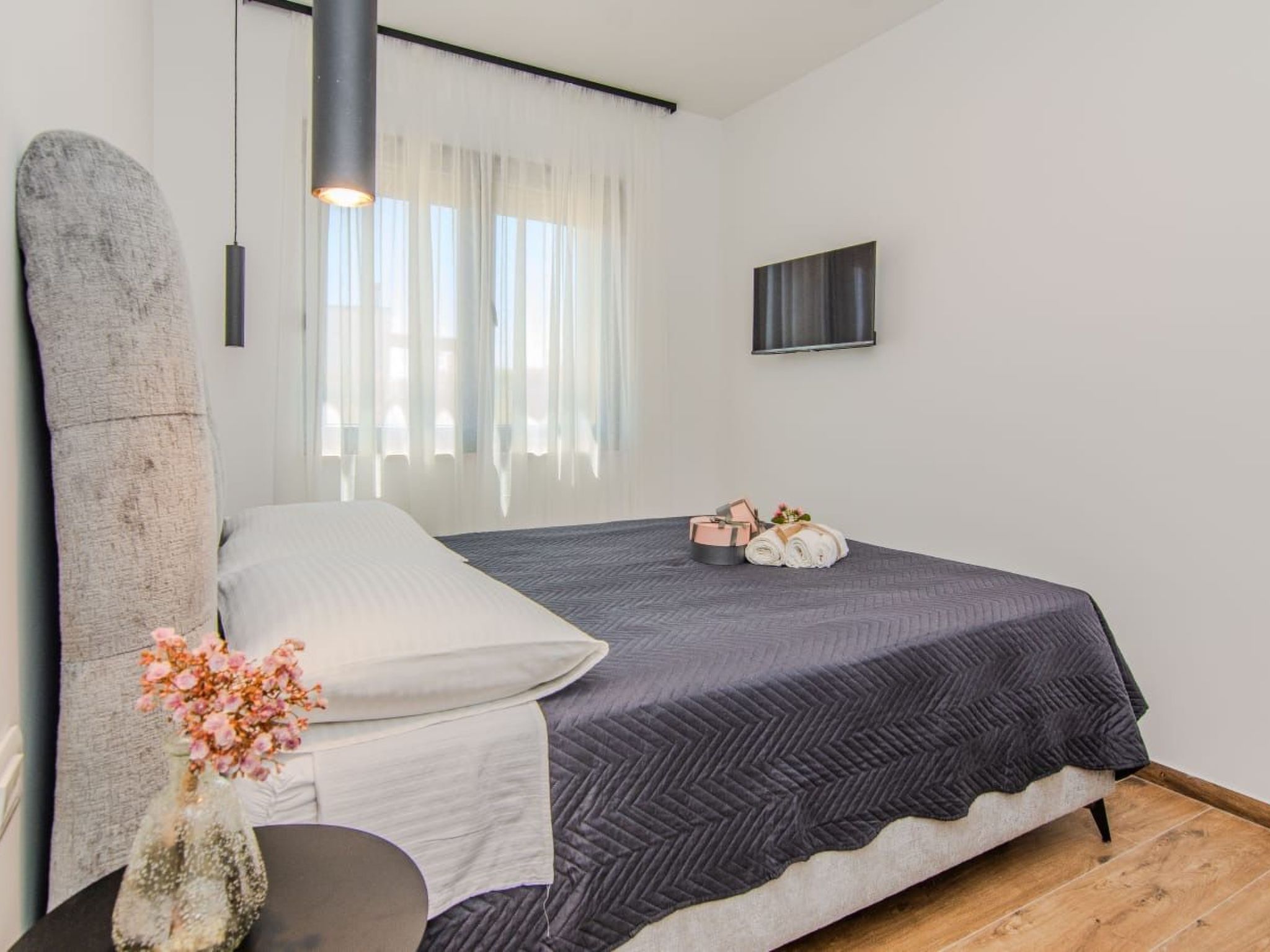 Neues modernes Poolhaus in Privlaka-Image-tags.info