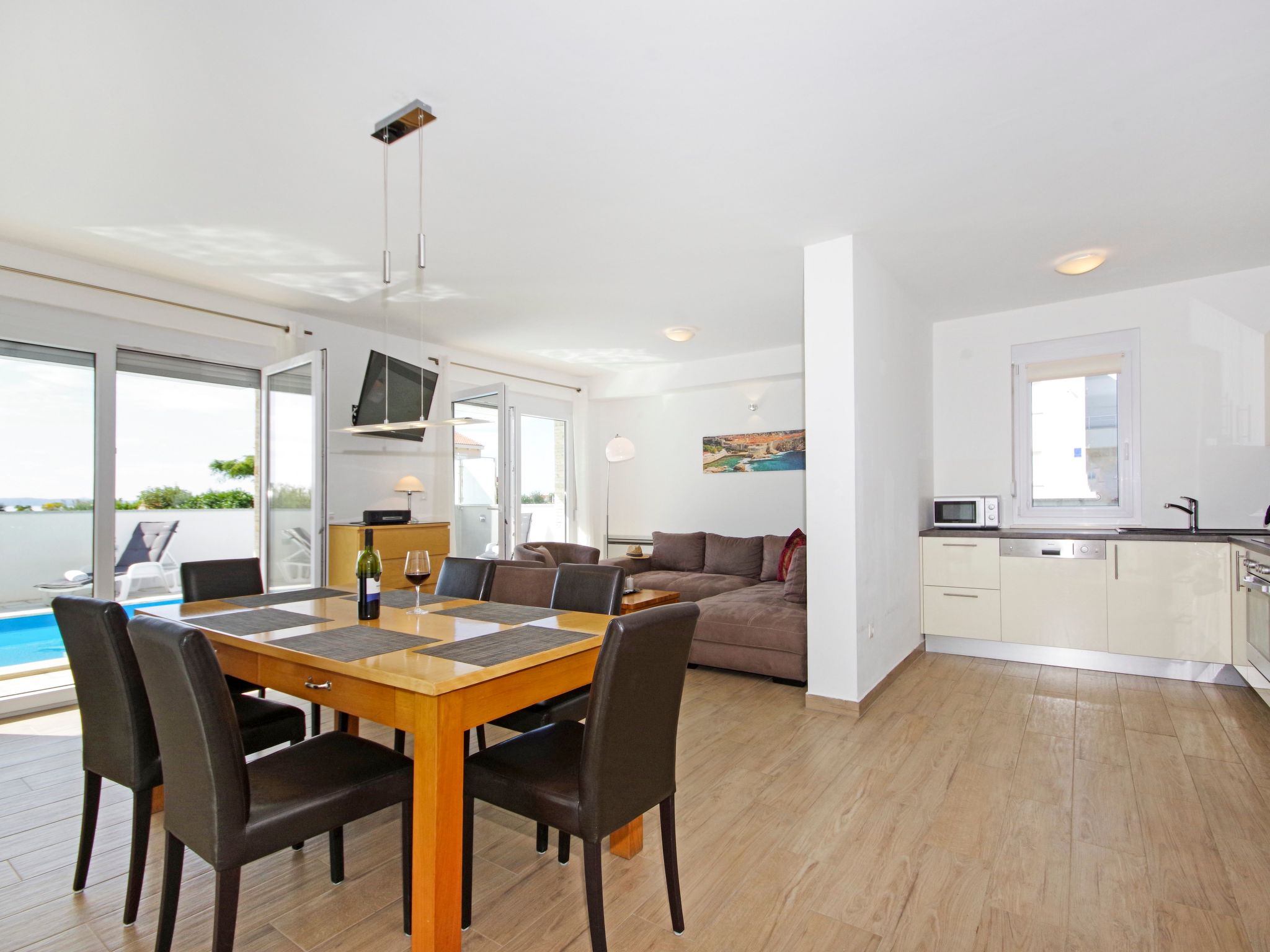 Apartment 1 Laura-Dedans