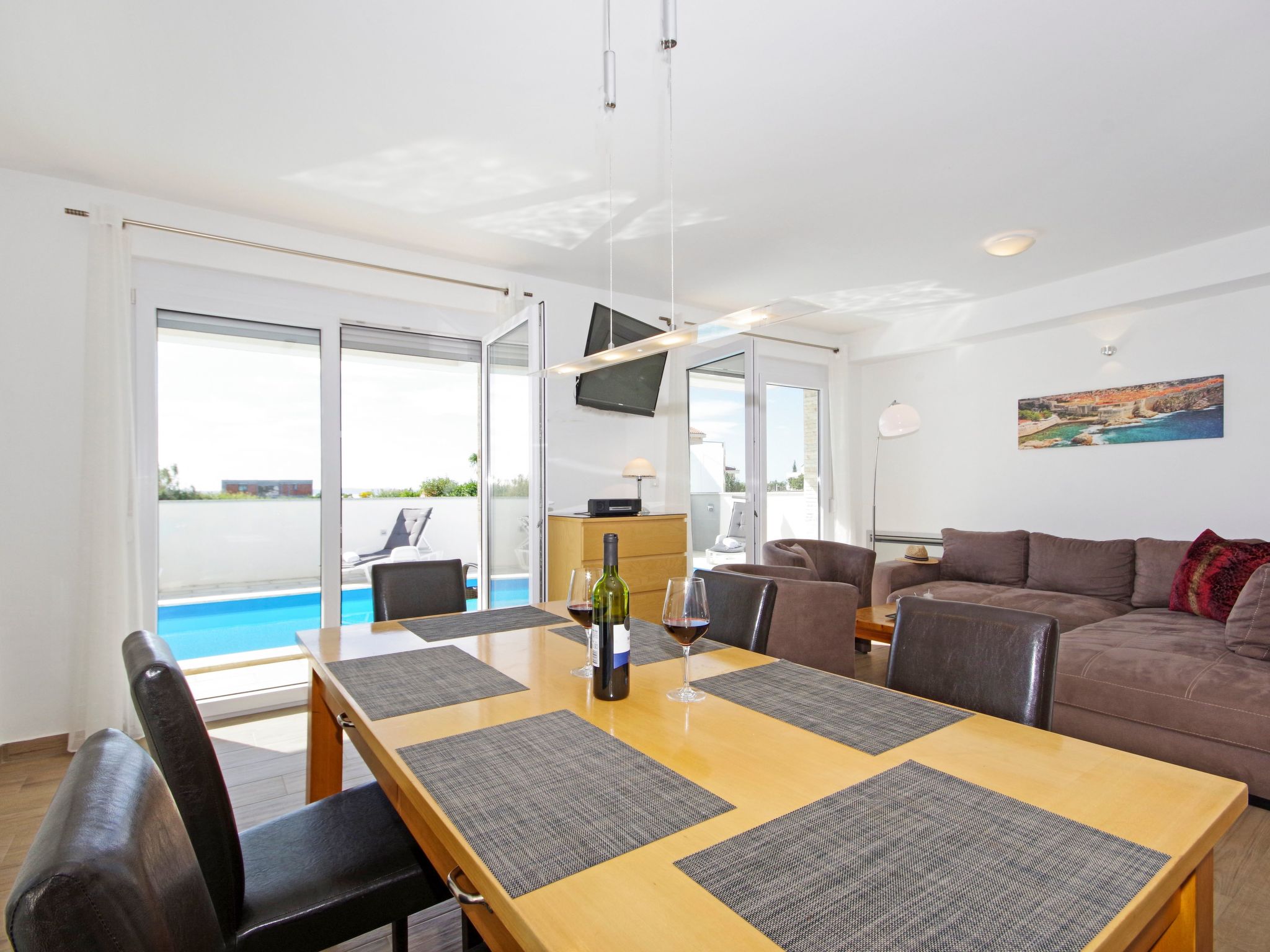 Apartment 1 Laura-Dedans