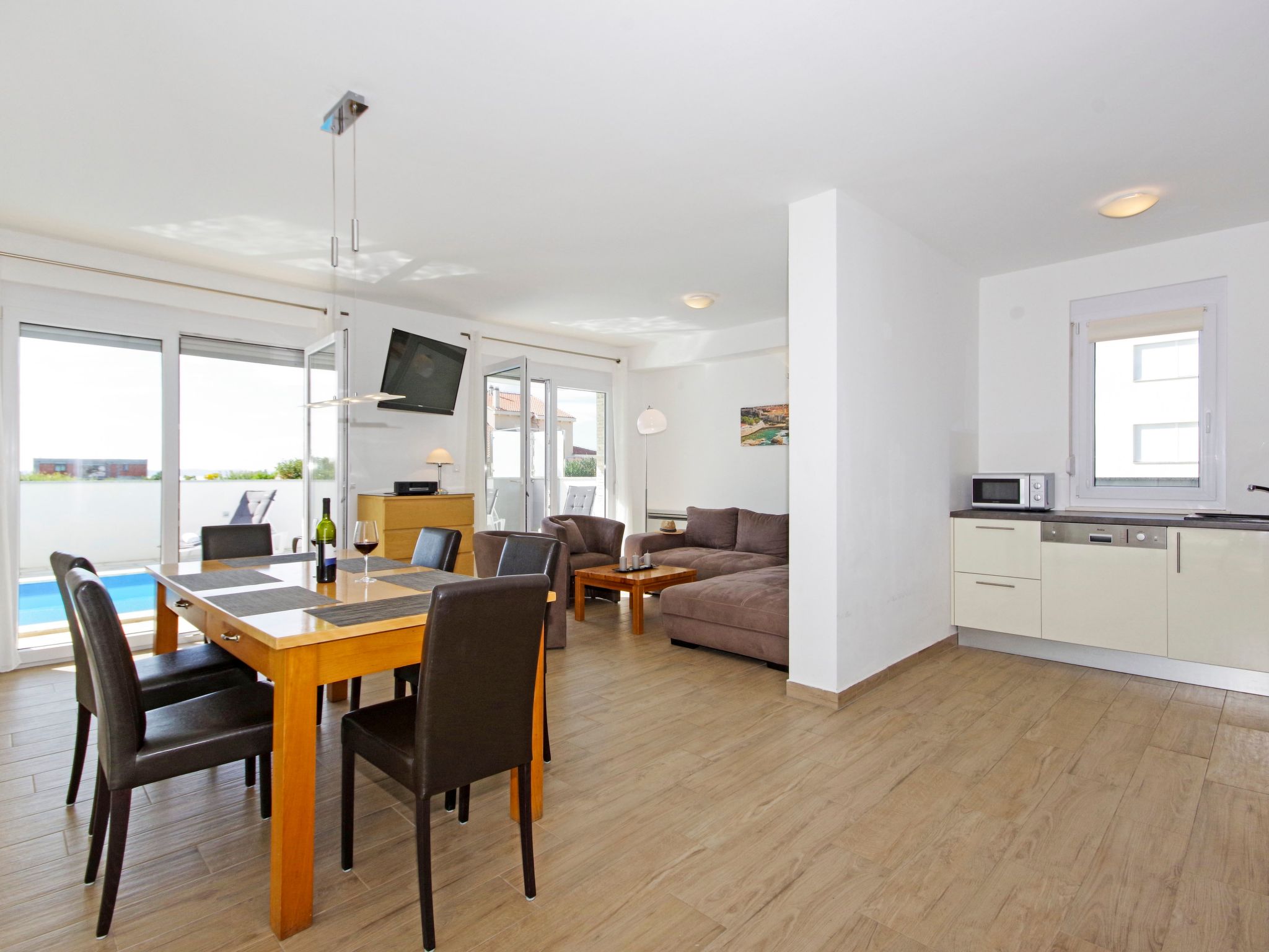 Apartment 1 Laura-Dedans