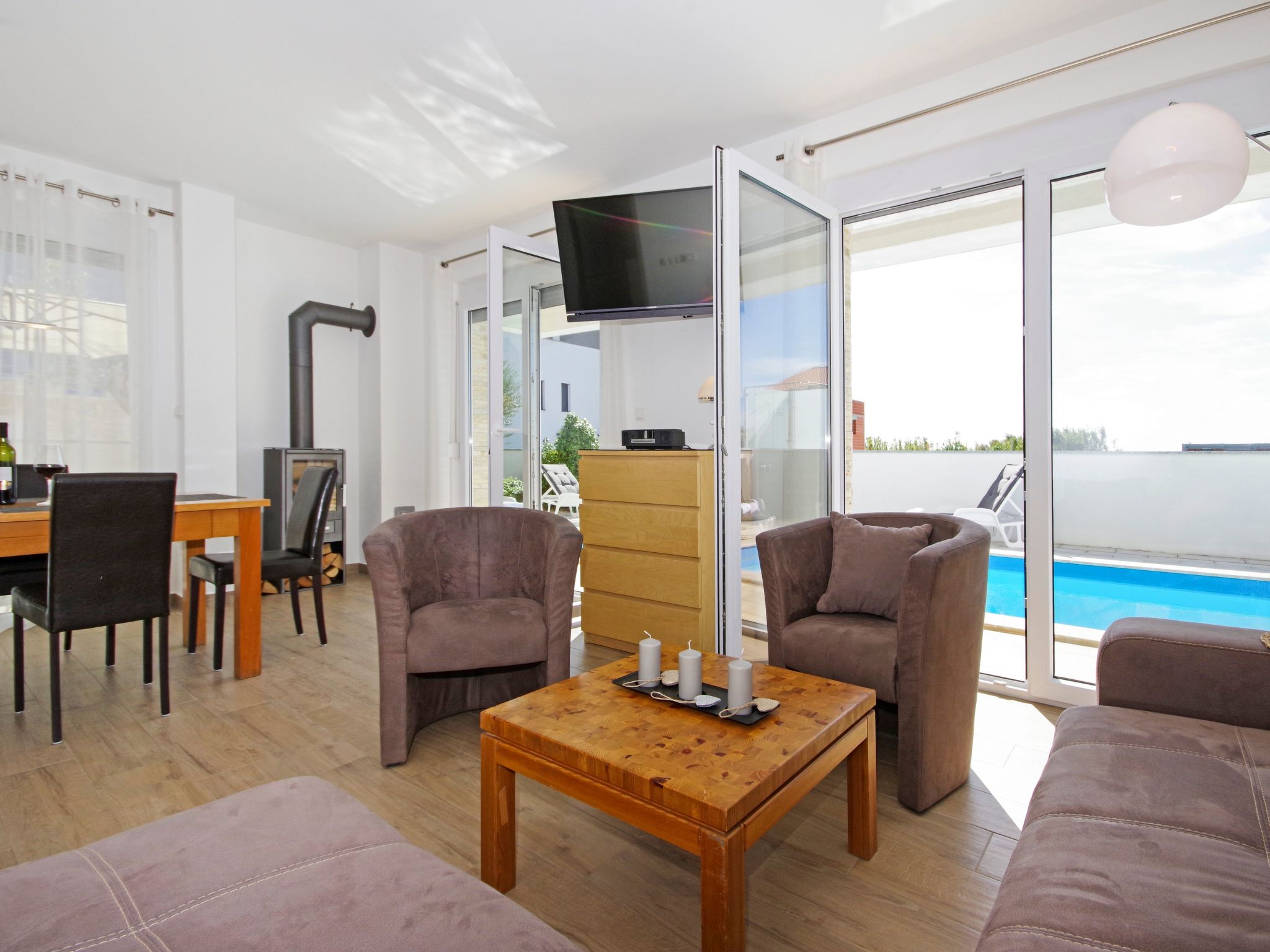 Apartment 1 Laura-Dedans