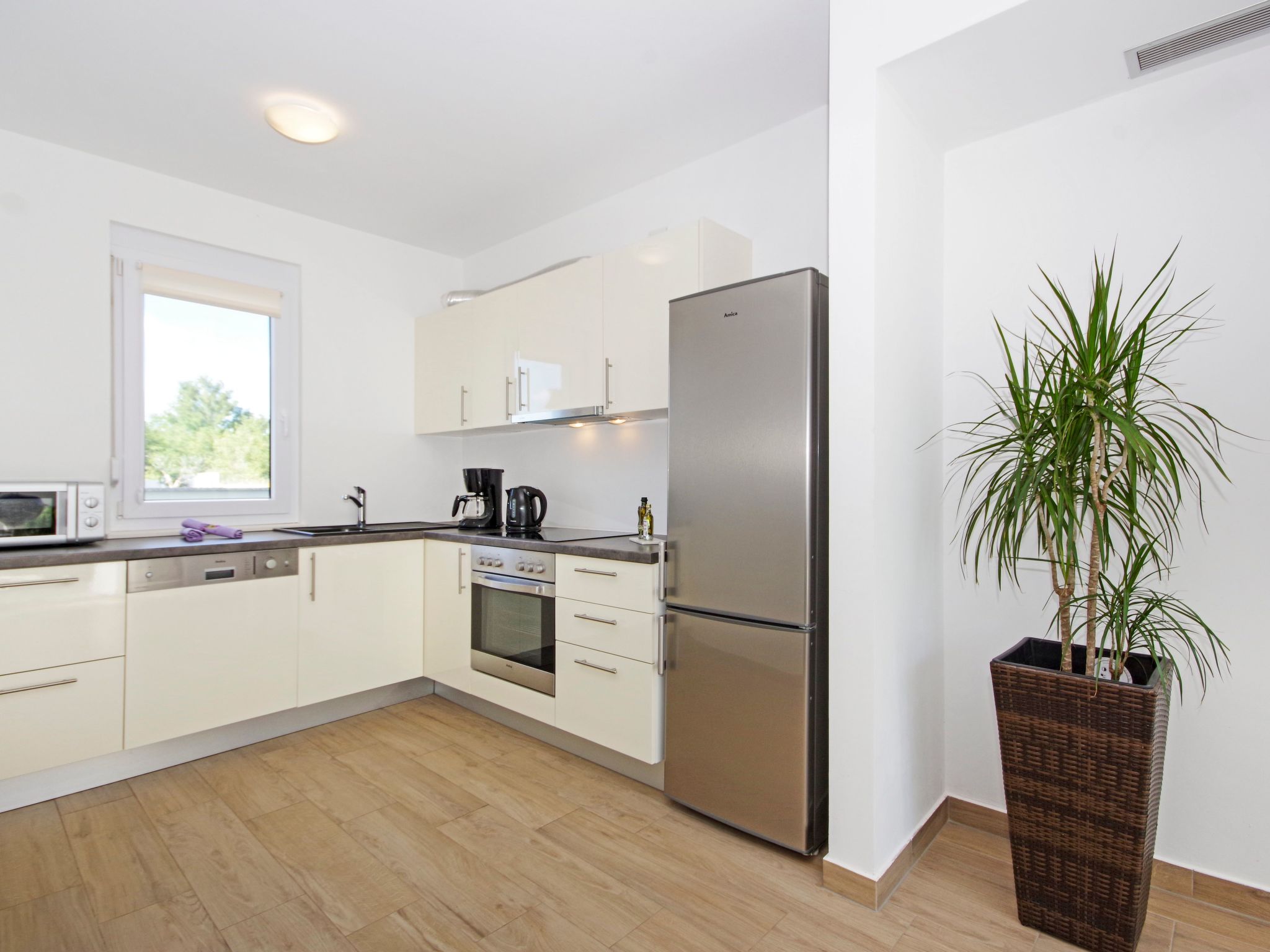 Apartment 1 Laura-Dedans