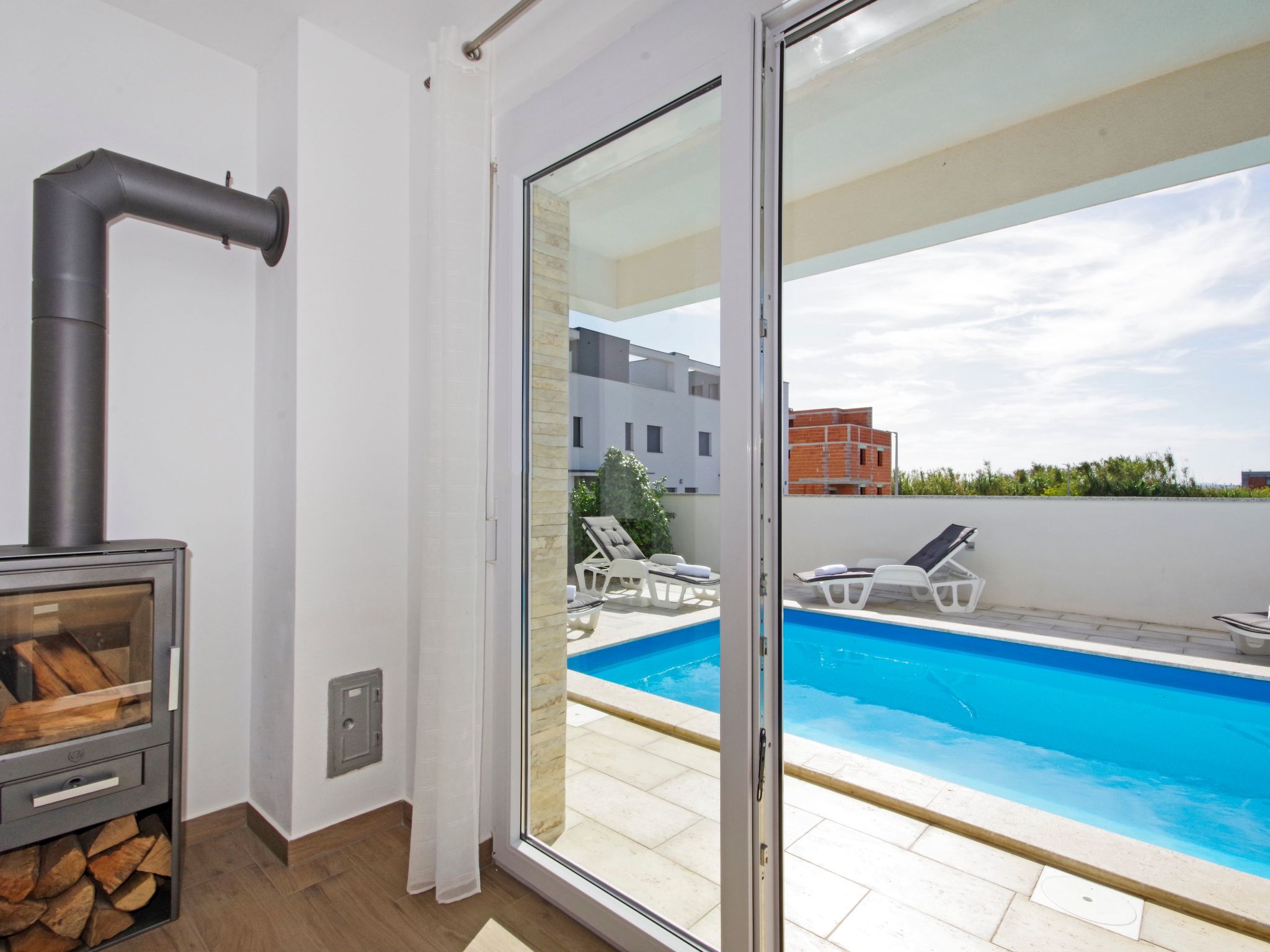 Apartment 1 Laura-Dedans