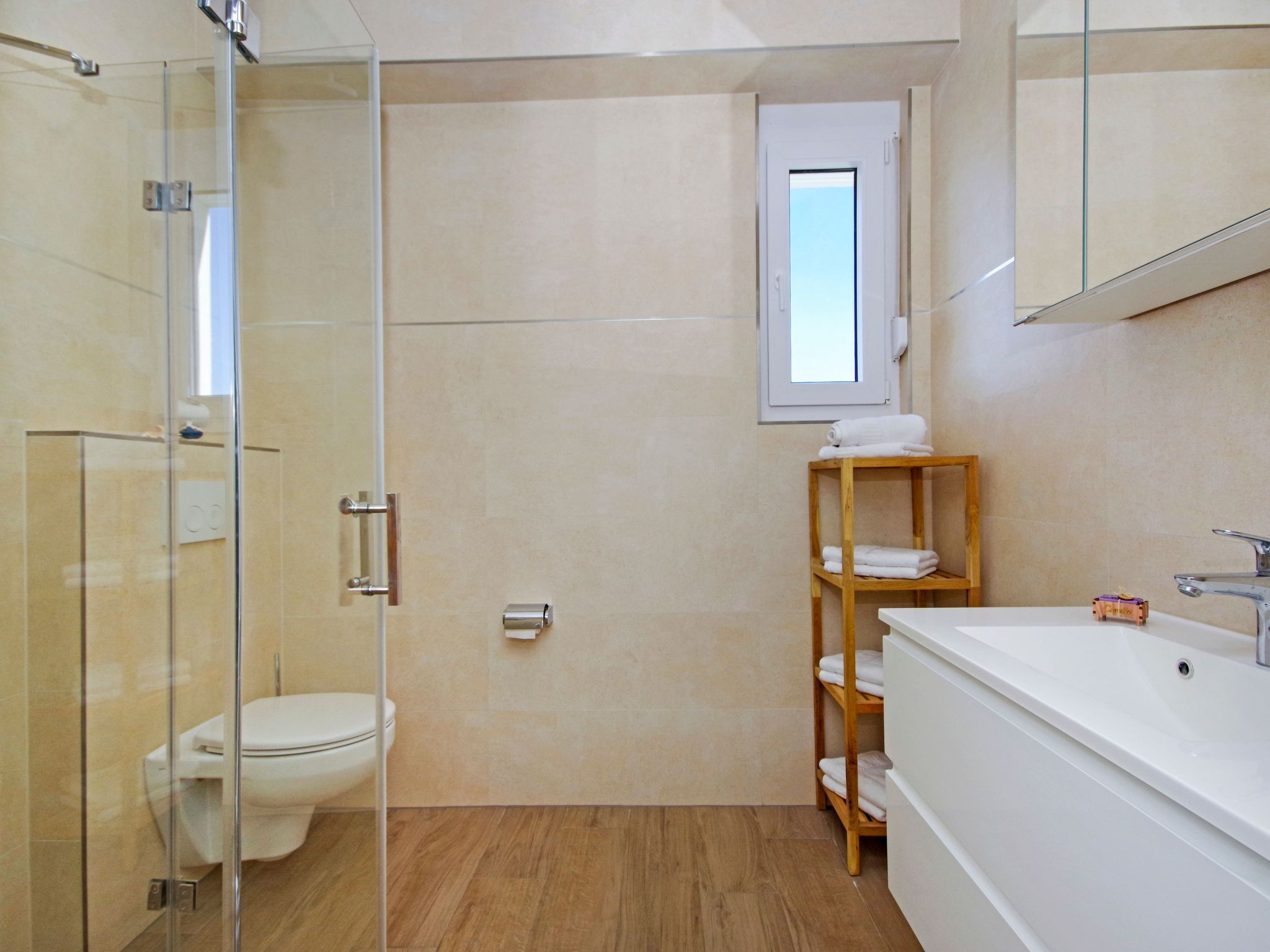 Apartment 1 Laura-Dedans