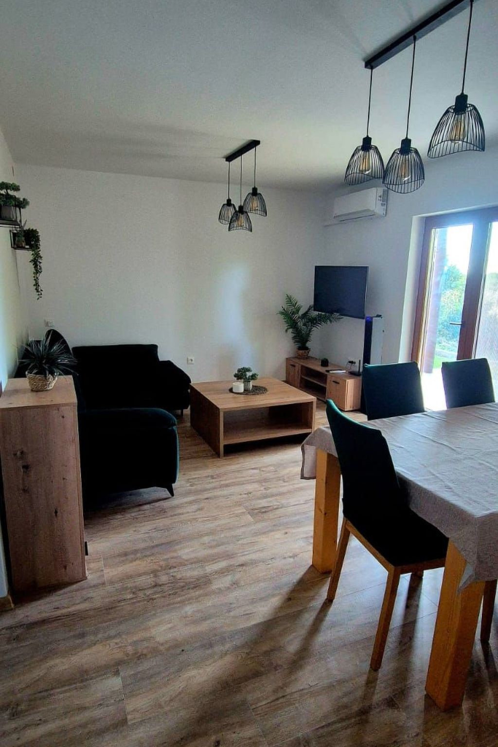 Appartement in Privlaka mit Terrasse - TA Leut Agency