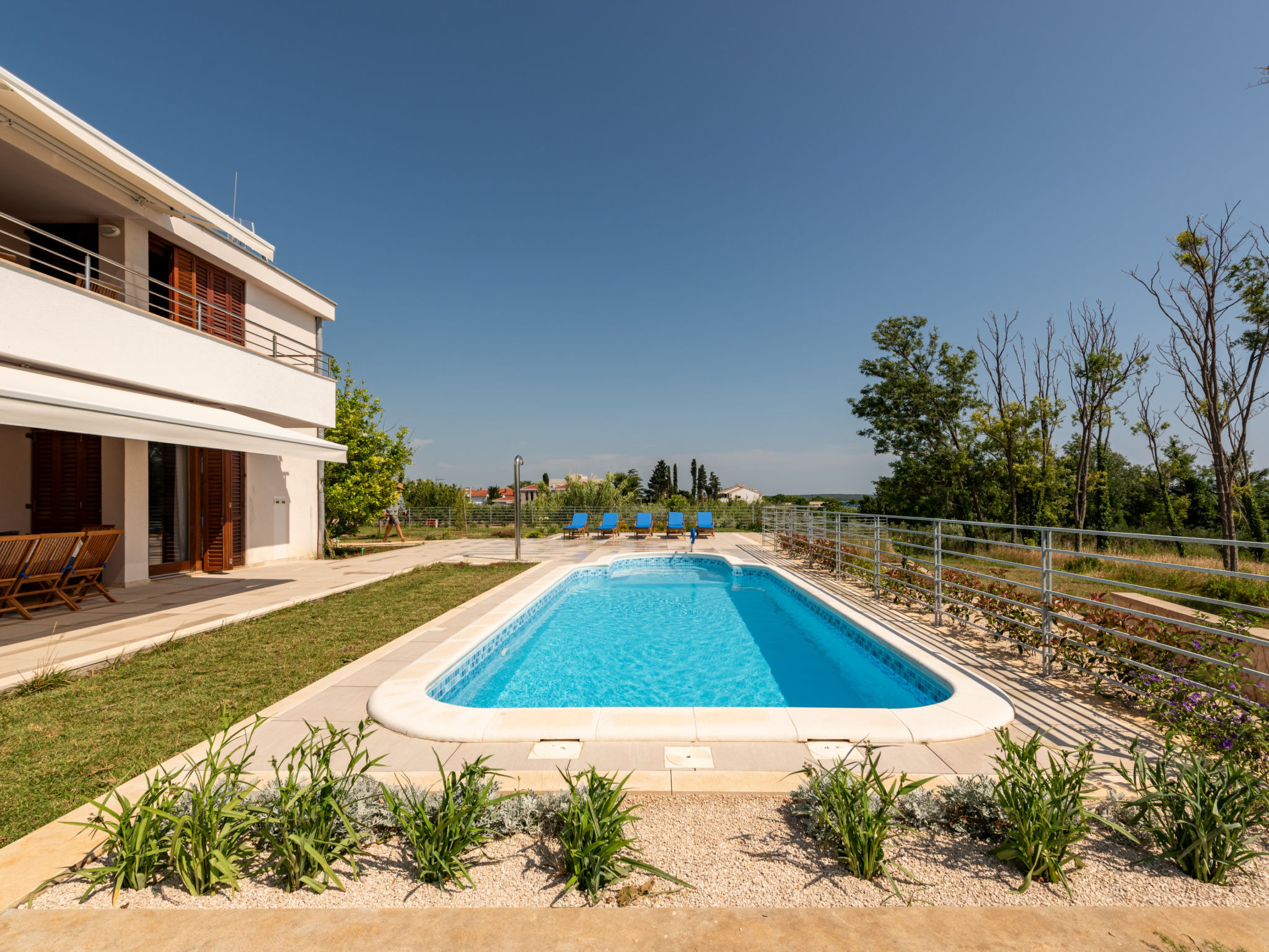 Olivar house with heated pool by the beach
