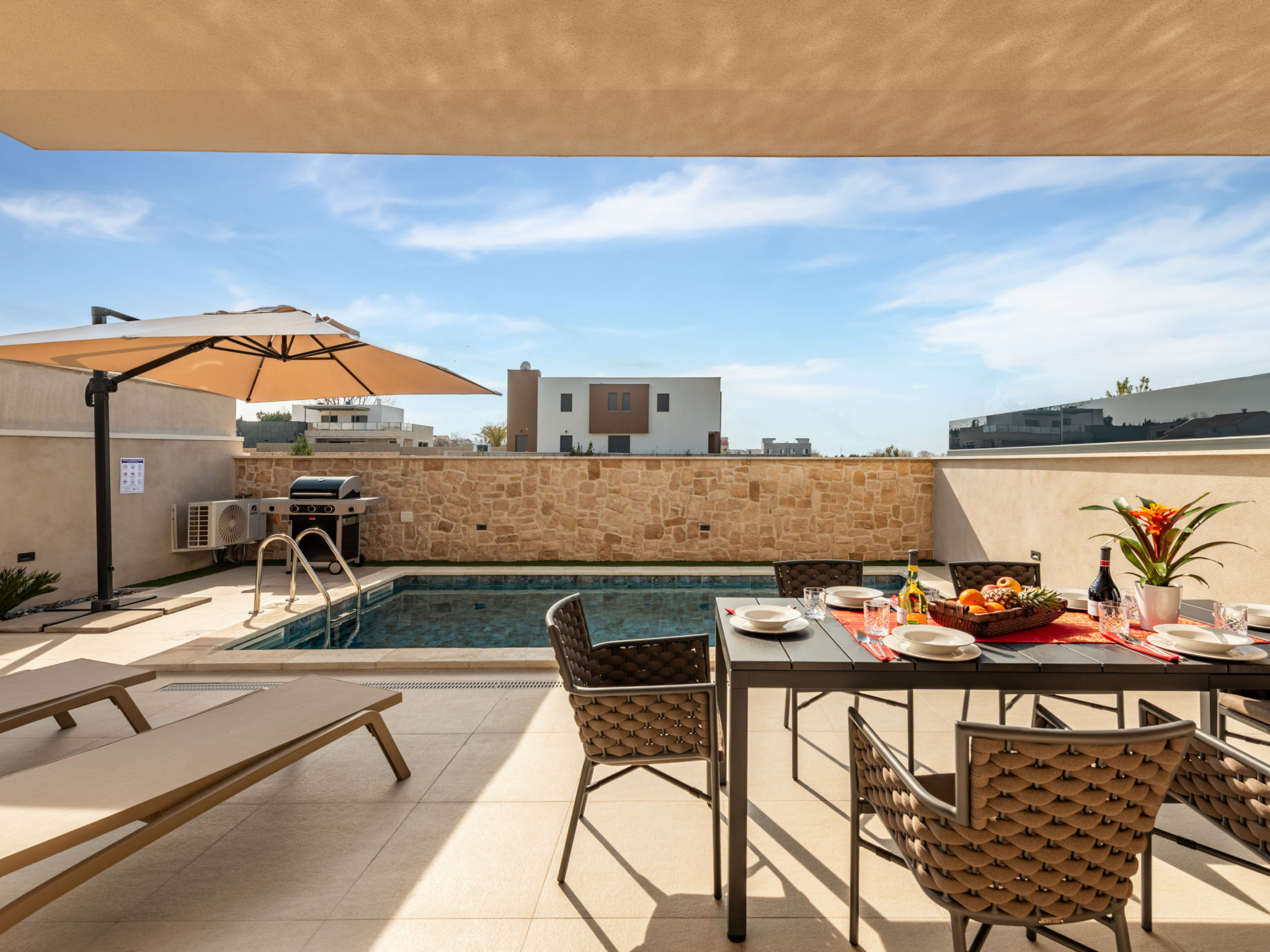 Seaview Villa Sal with pool, jacuzzi and sauna - Binnen