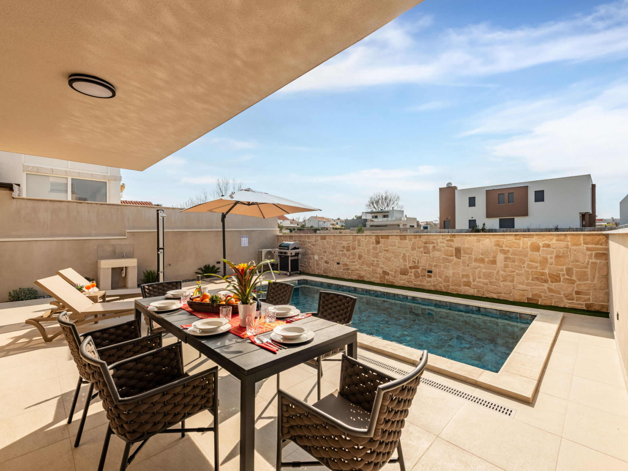Seaview Villa Sal with pool, jacuzzi and sauna - Binnen
