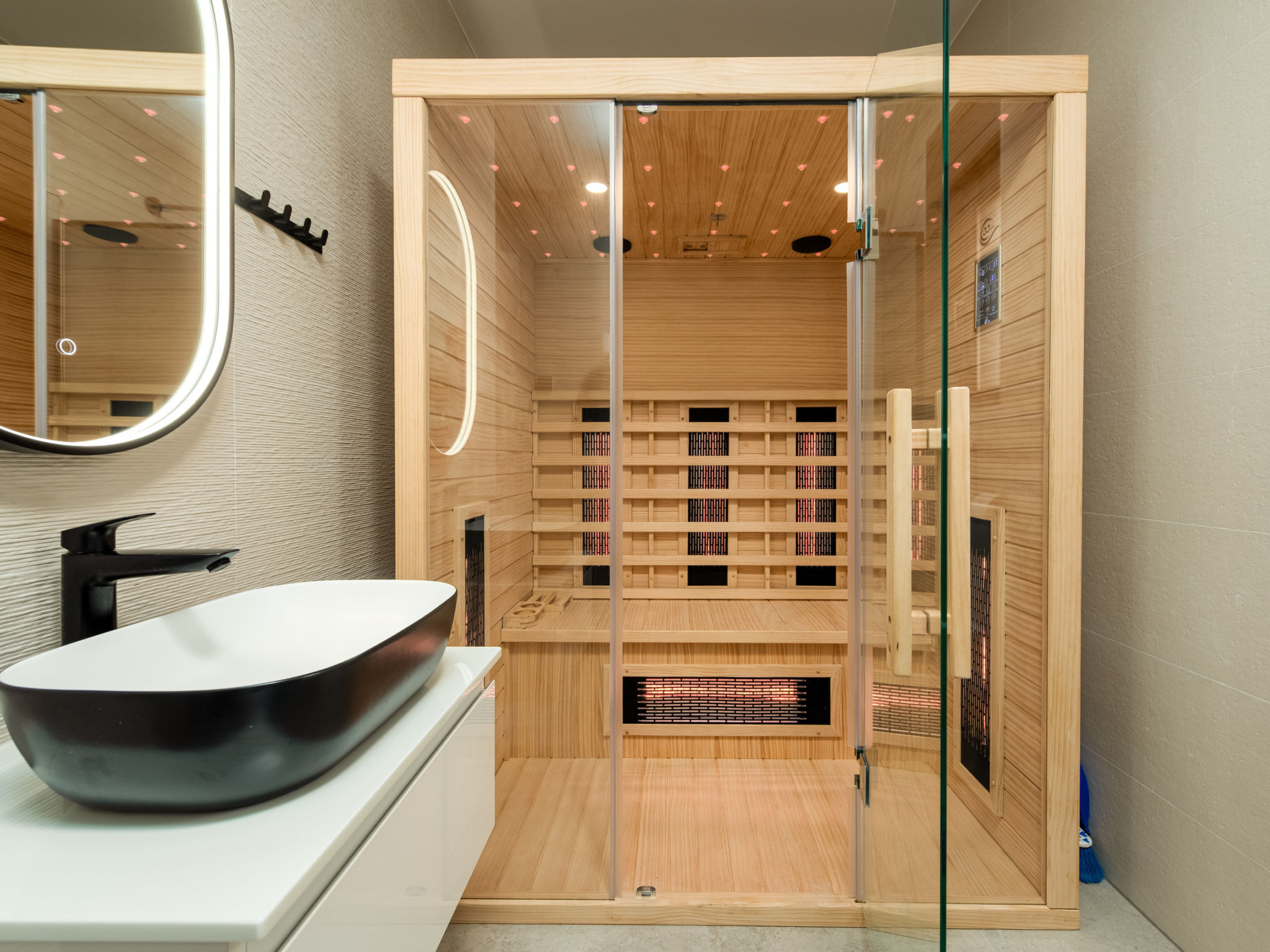 Seaview Villa Sal with pool, jacuzzi and sauna - Binnen