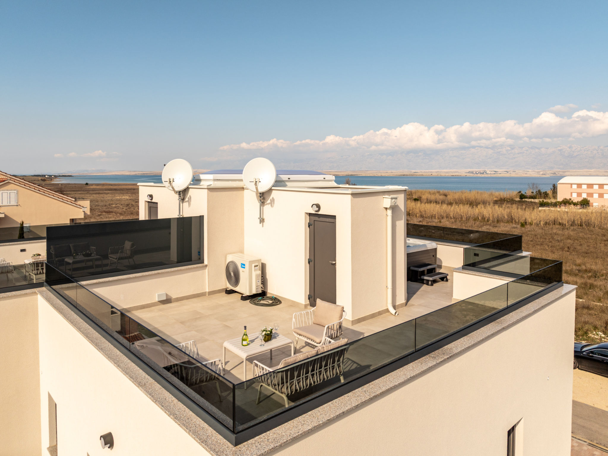 Seaview Villa Sal with pool, jacuzzi and sauna - Buiten
