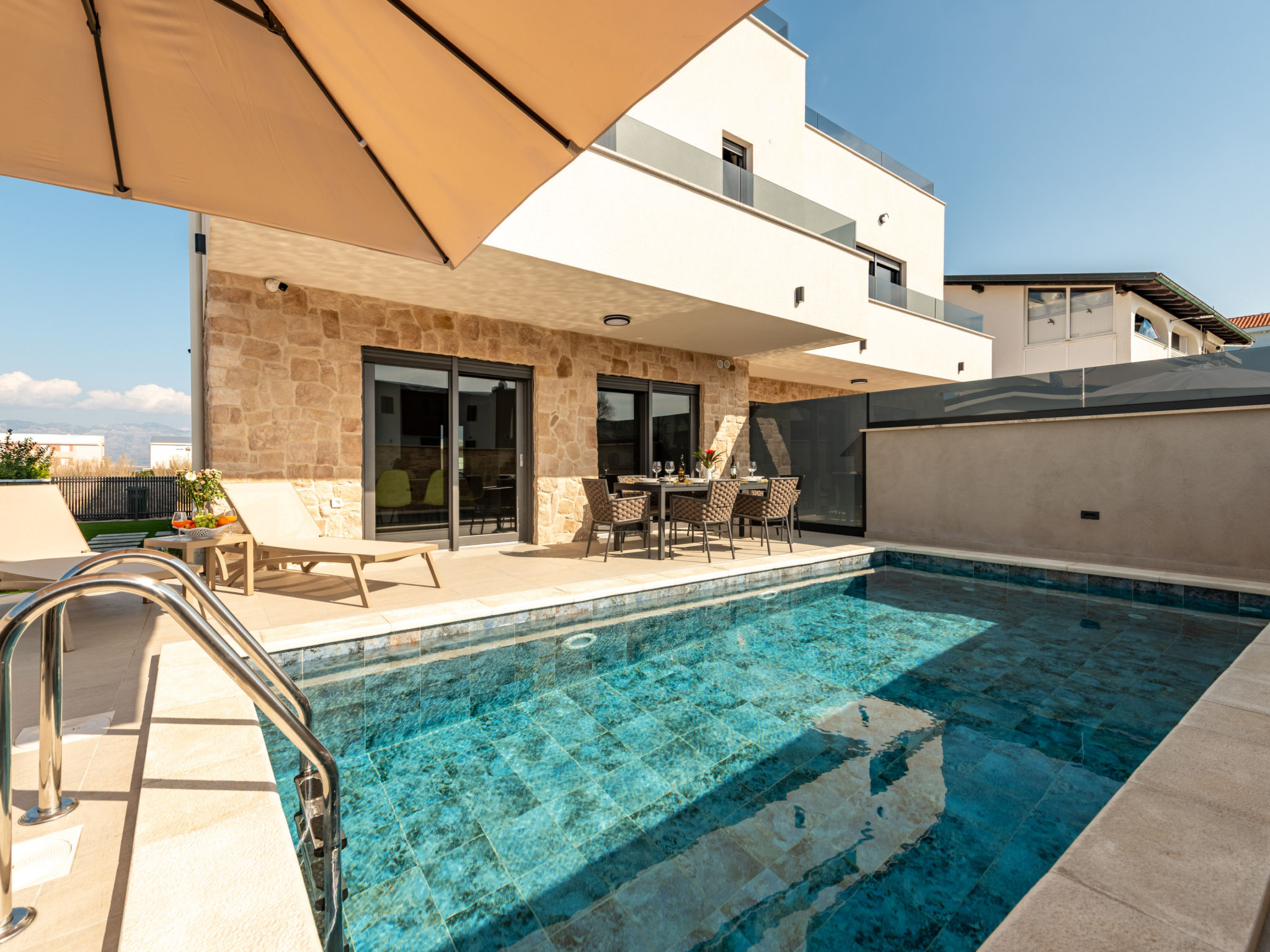 Seaview Villa Mar with pool, jacuzzi and sauna - Binnen