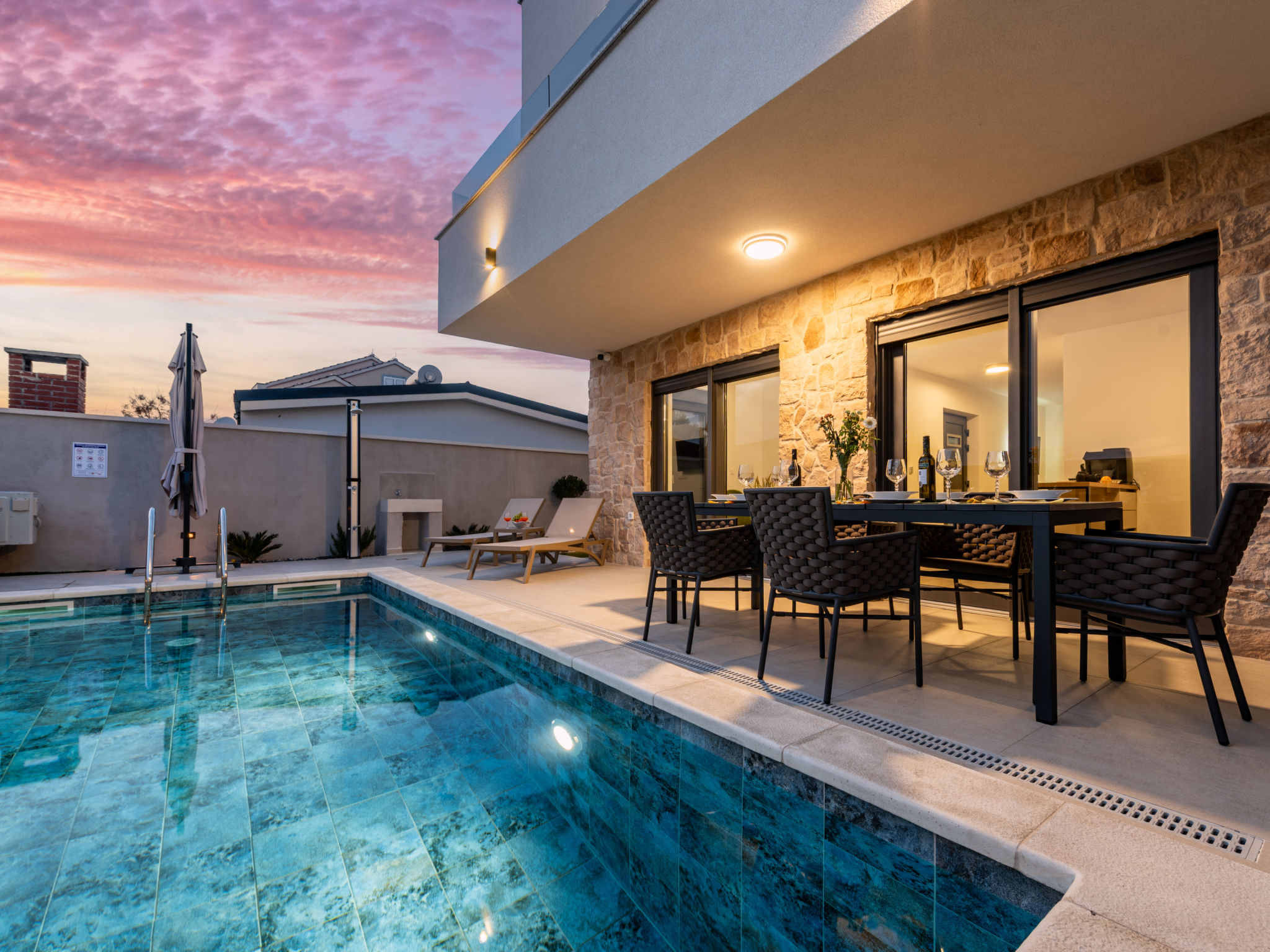 Seaview Villa Mar with pool, jacuzzi and sauna - Buiten