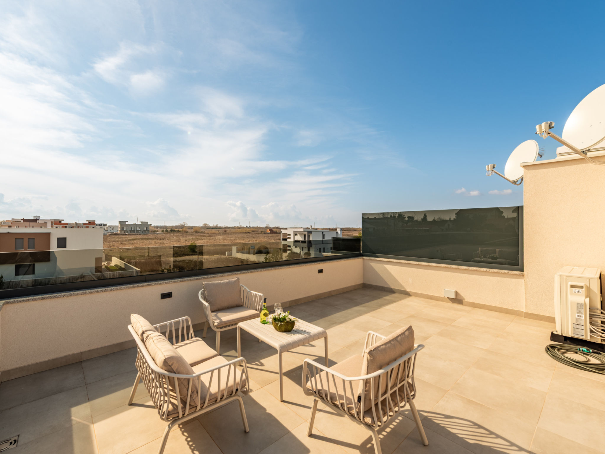 Seaview Villa Mar with pool, jacuzzi and sauna - Buiten
