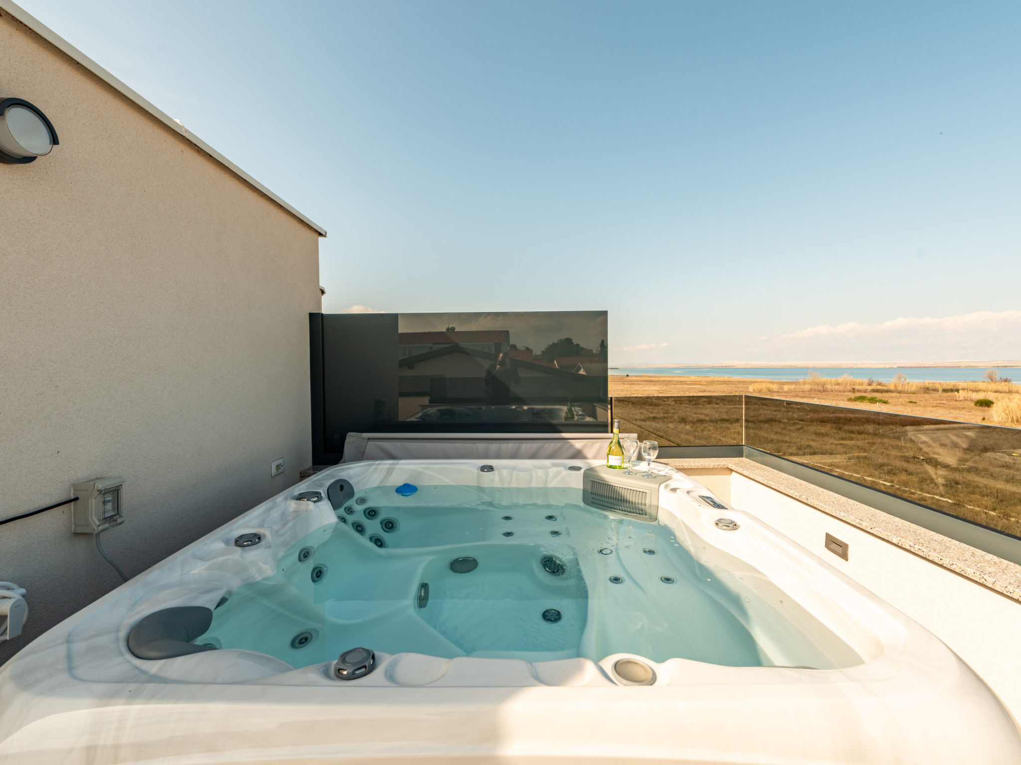 Seaview Villa Mar with pool, jacuzzi and sauna - Buiten