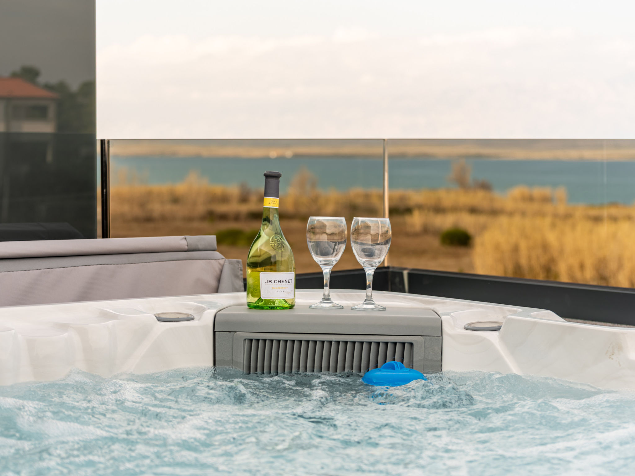 Seaview Villa Mar with pool, jacuzzi and sauna - Buiten