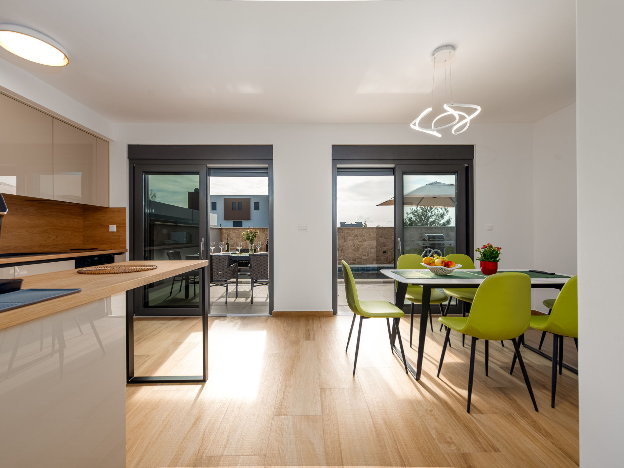 Seaview Villa Mar with pool, jacuzzi and sauna - Binnen