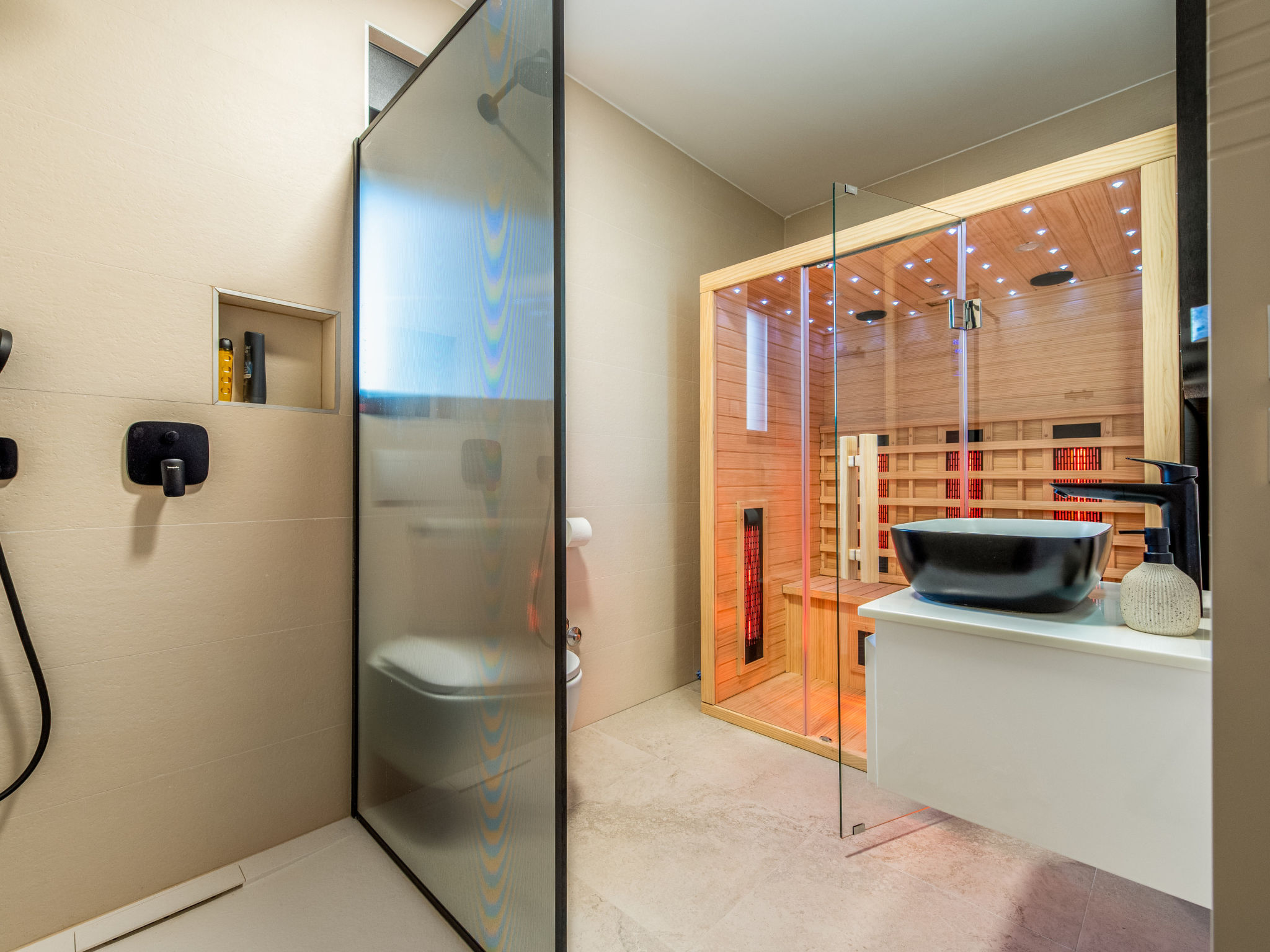 Seaview Villa Mar with pool, jacuzzi and sauna - Binnen