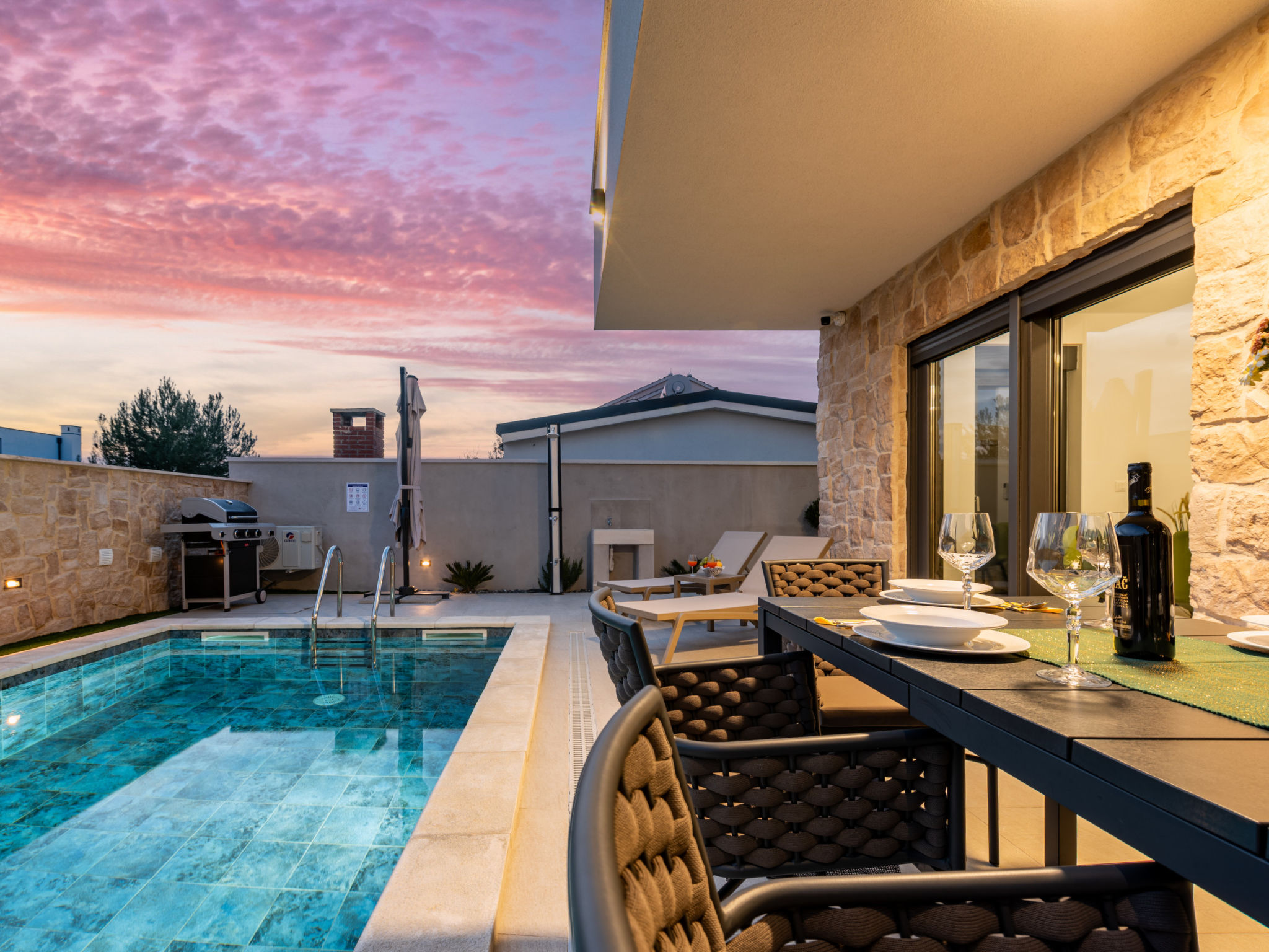 Seaview Villa Mar with pool, jacuzzi and sauna - Buiten