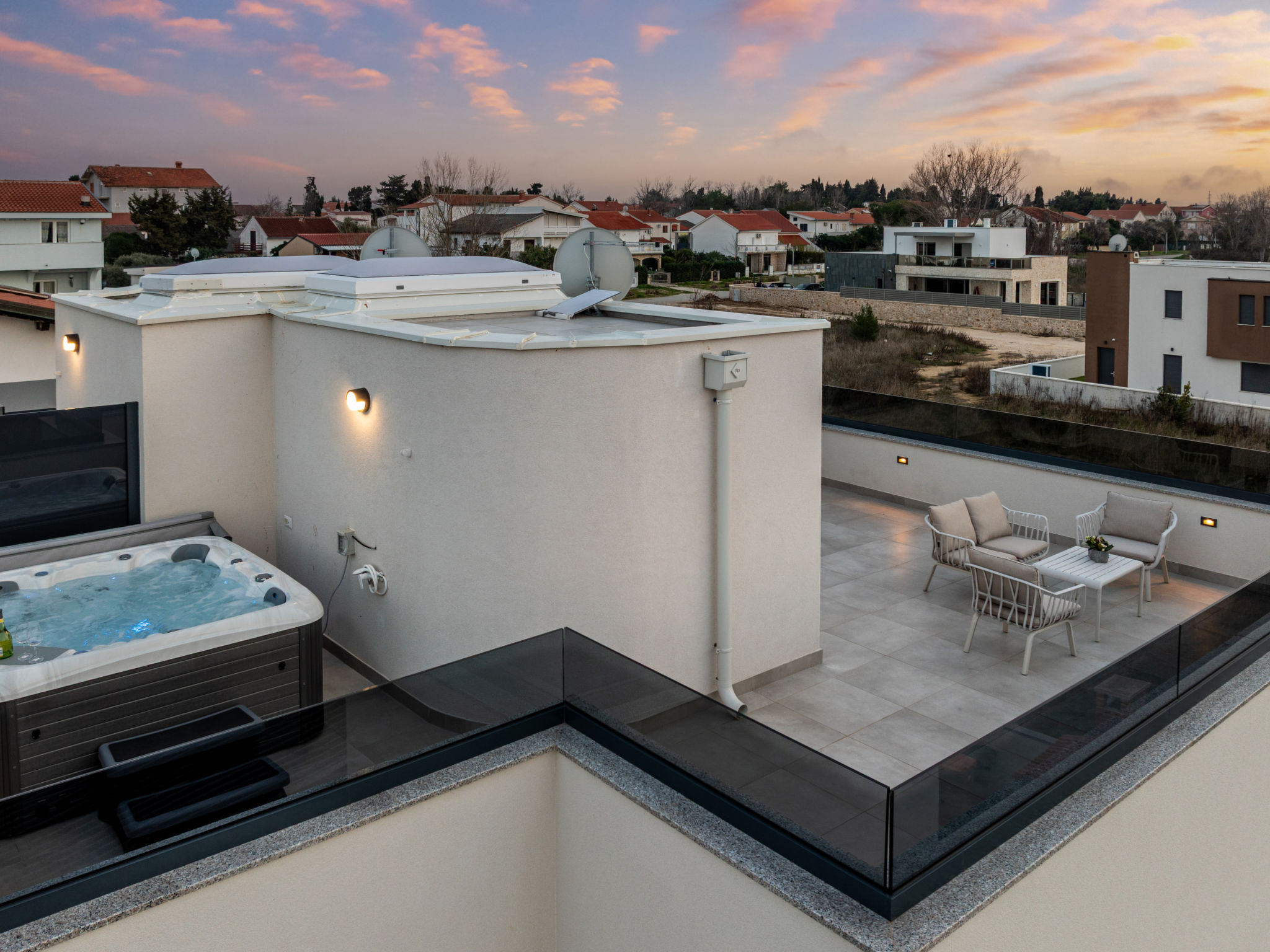 Seaview Villa Mar with pool, jacuzzi and sauna - Buiten