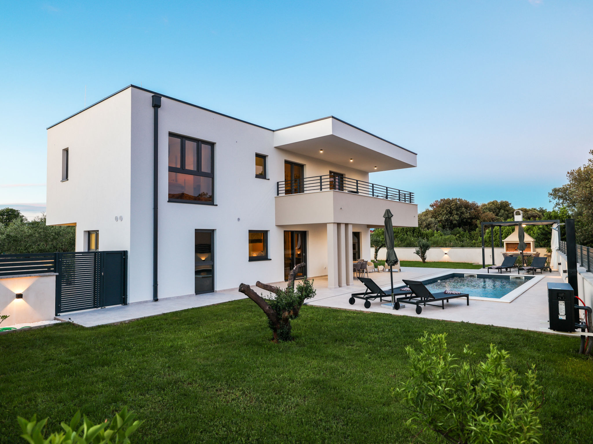 Villa Arboria with heated pool