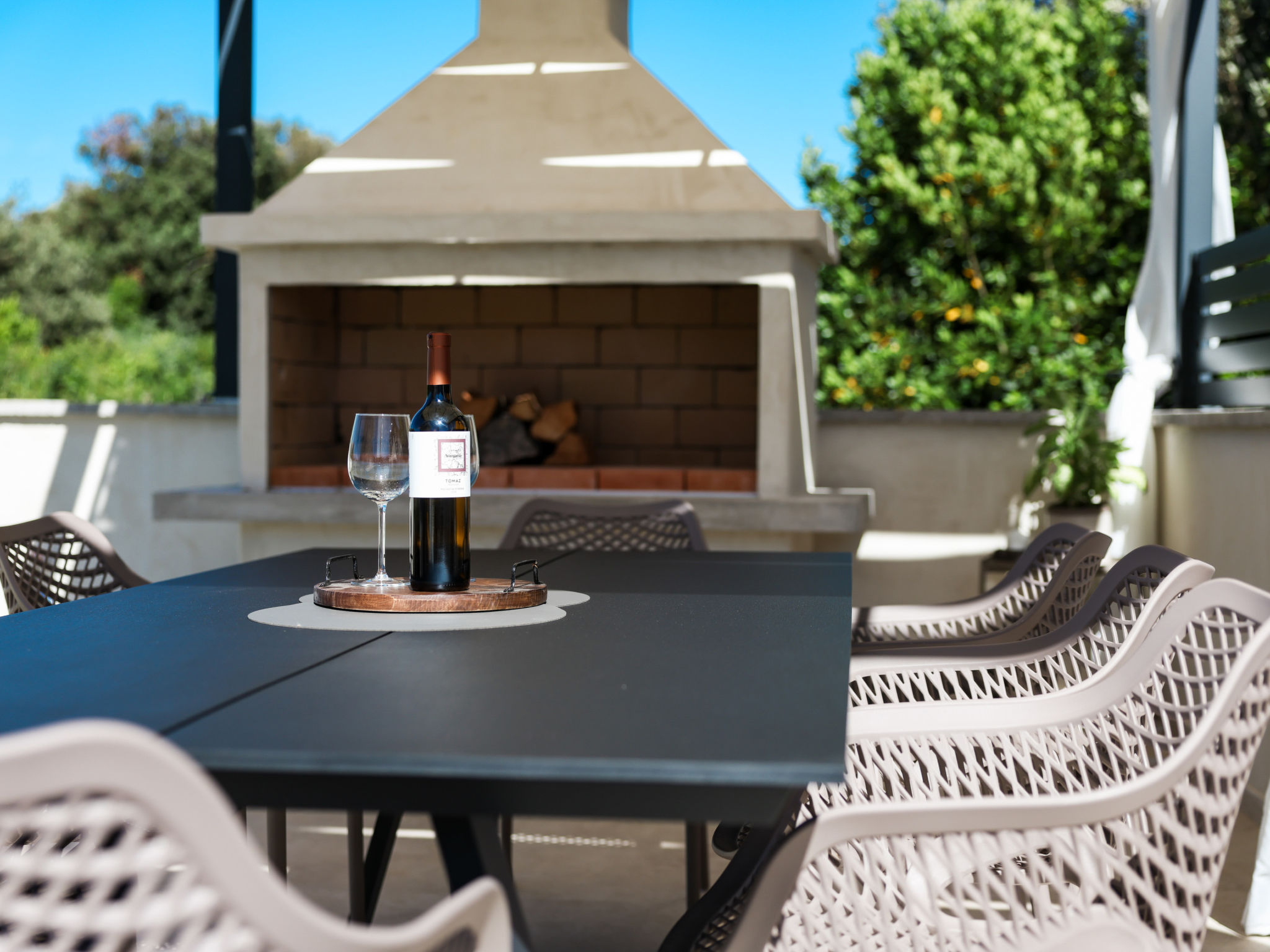 Villa Arboria with heated pool - Buiten