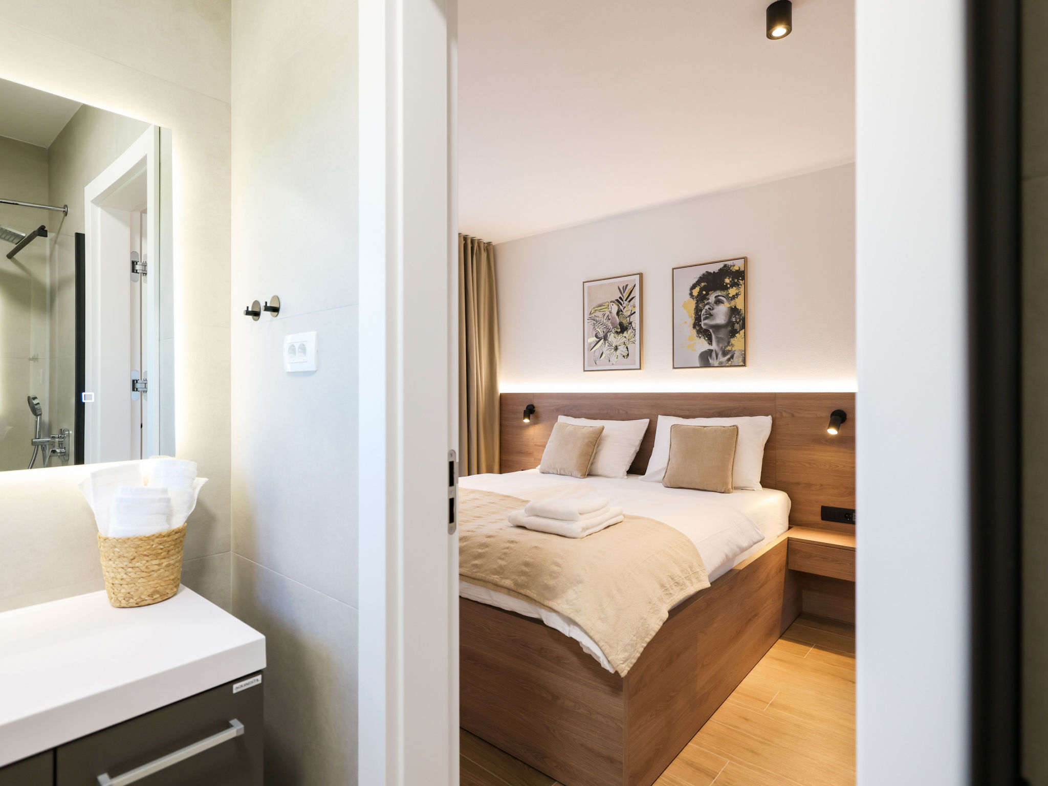 Villa Arboria with heated pool - Binnen