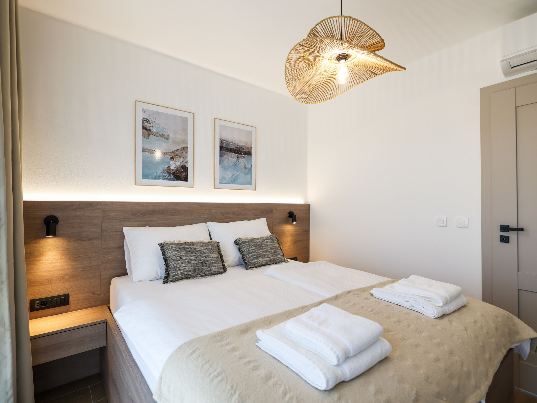 Villa Arboria with heated pool - Binnen