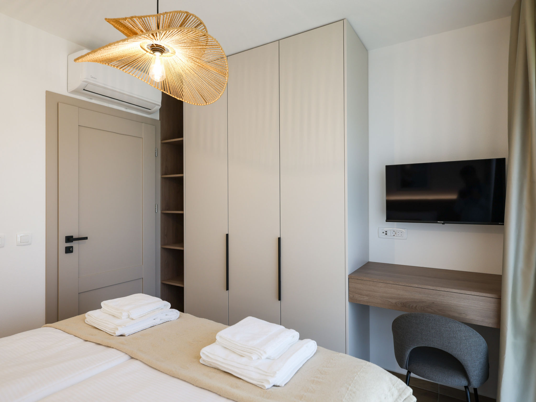 Villa Arboria with heated pool - Binnen