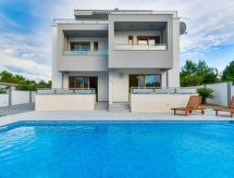 Vila Megy -  ID 2209