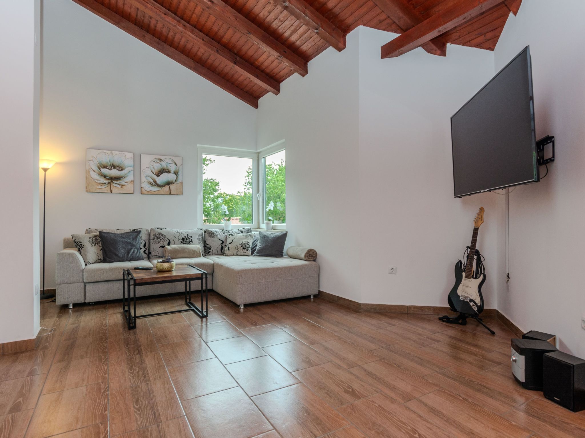 Holiday home Lucic-Image-tags.info