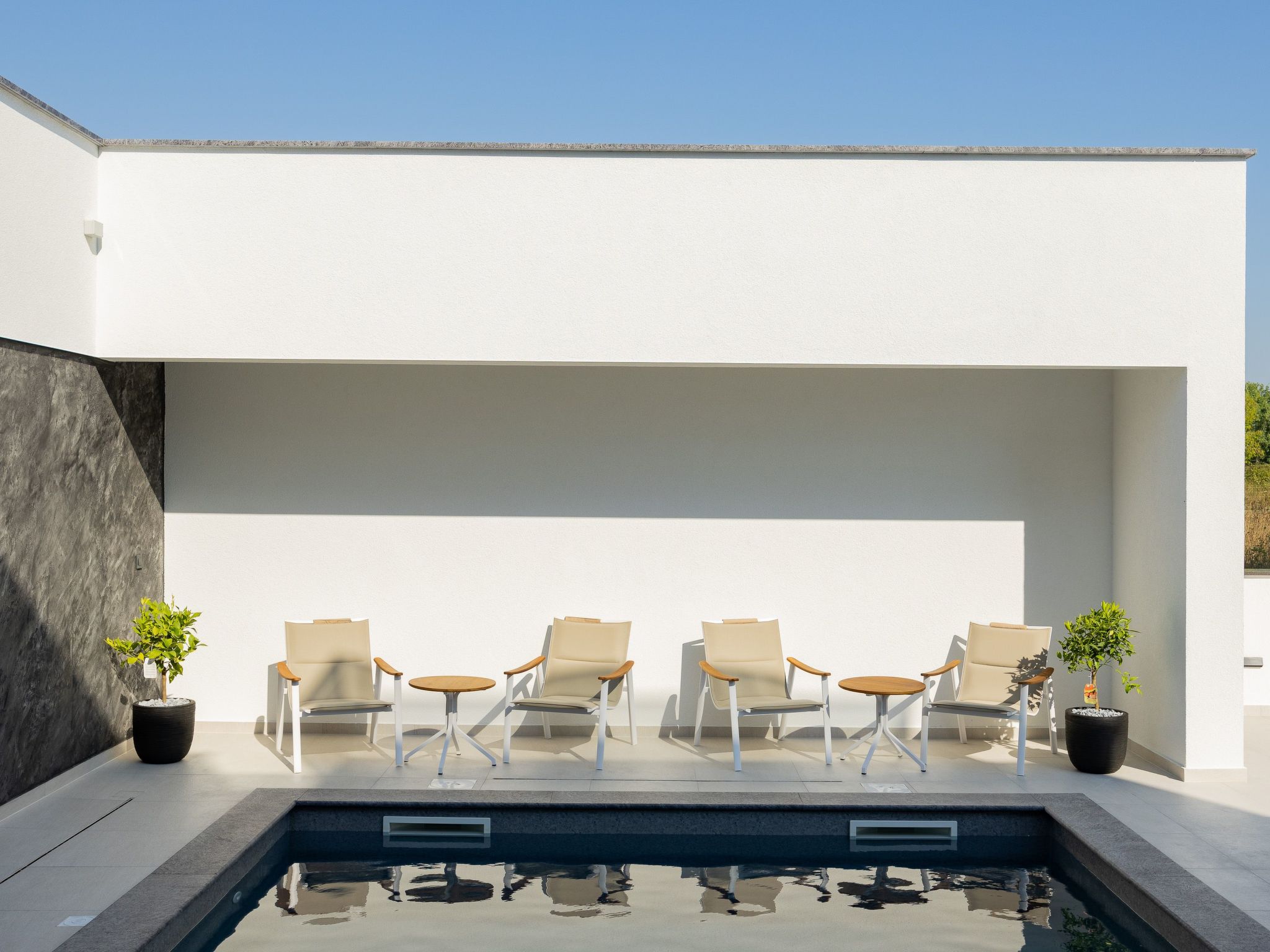 Villa Elena-Image-tags.info