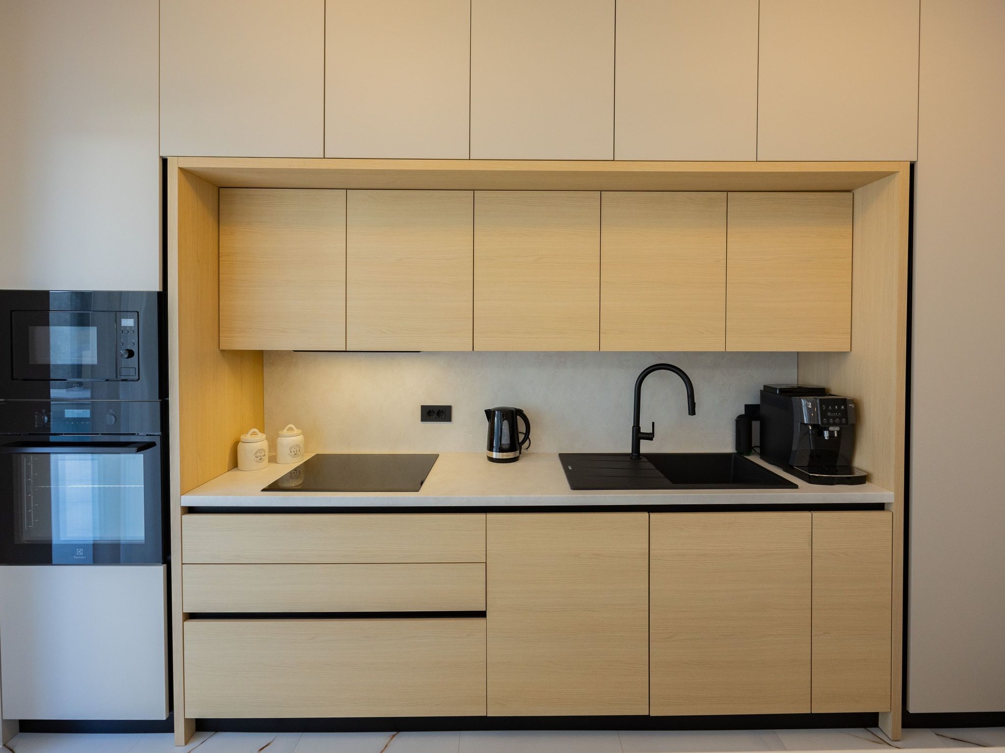 Villa Elena-Image-tags.info