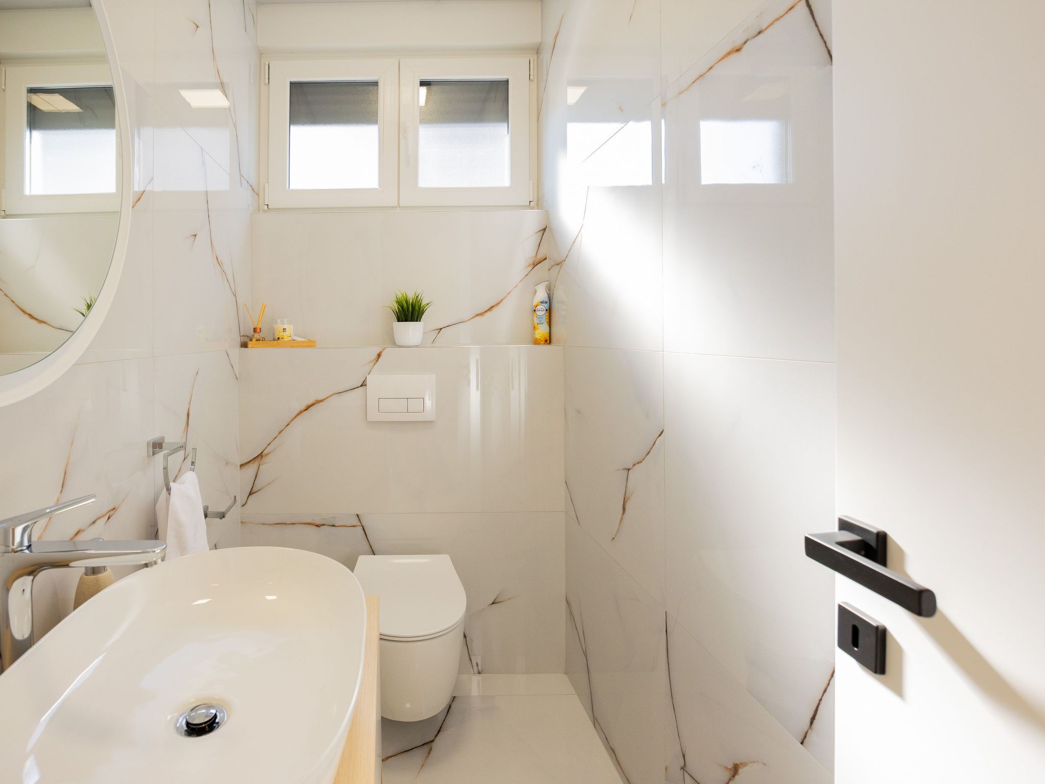 Villa Elena-Image-tags.info