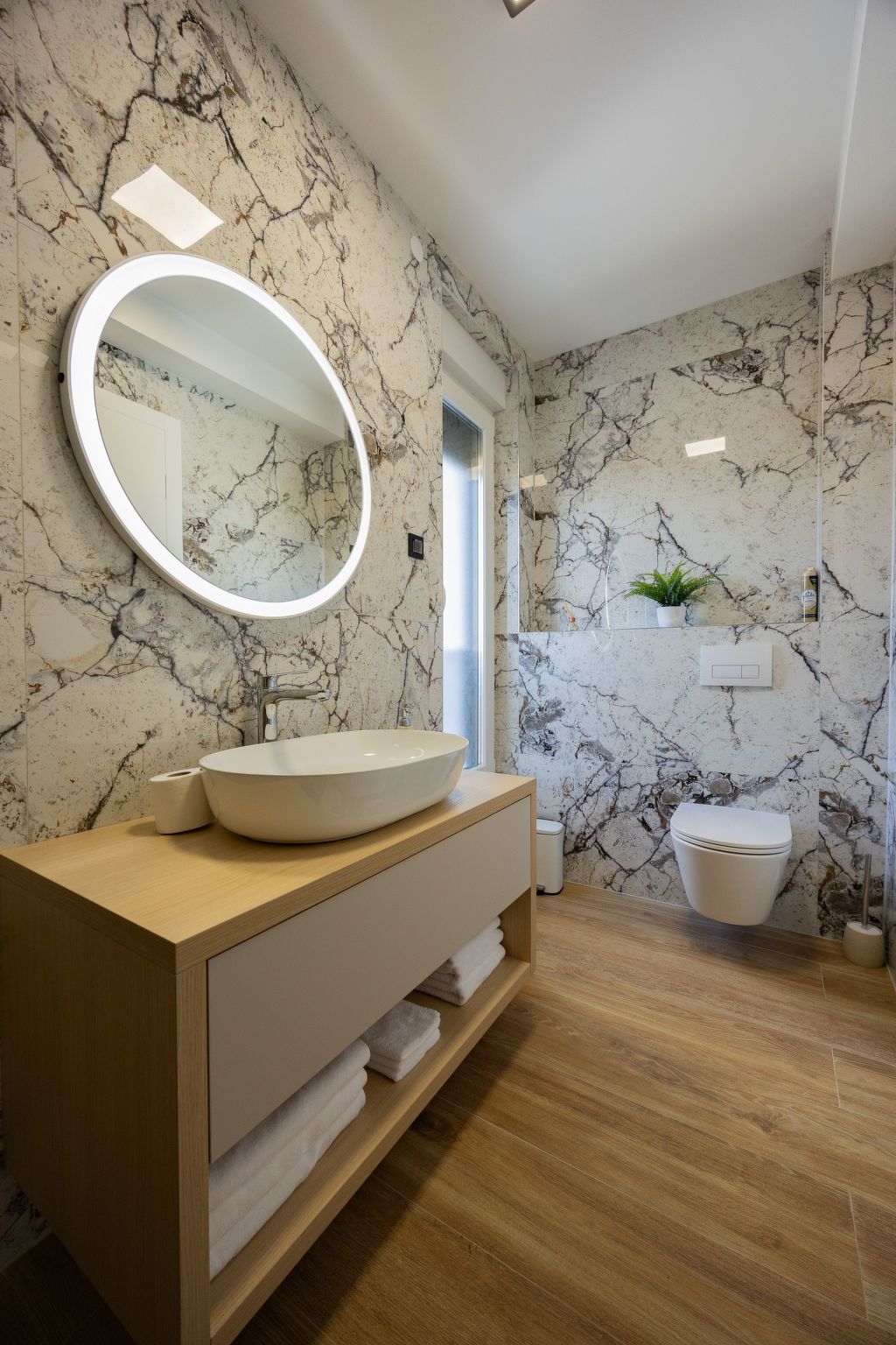 Villa Elena-Image-tags.info