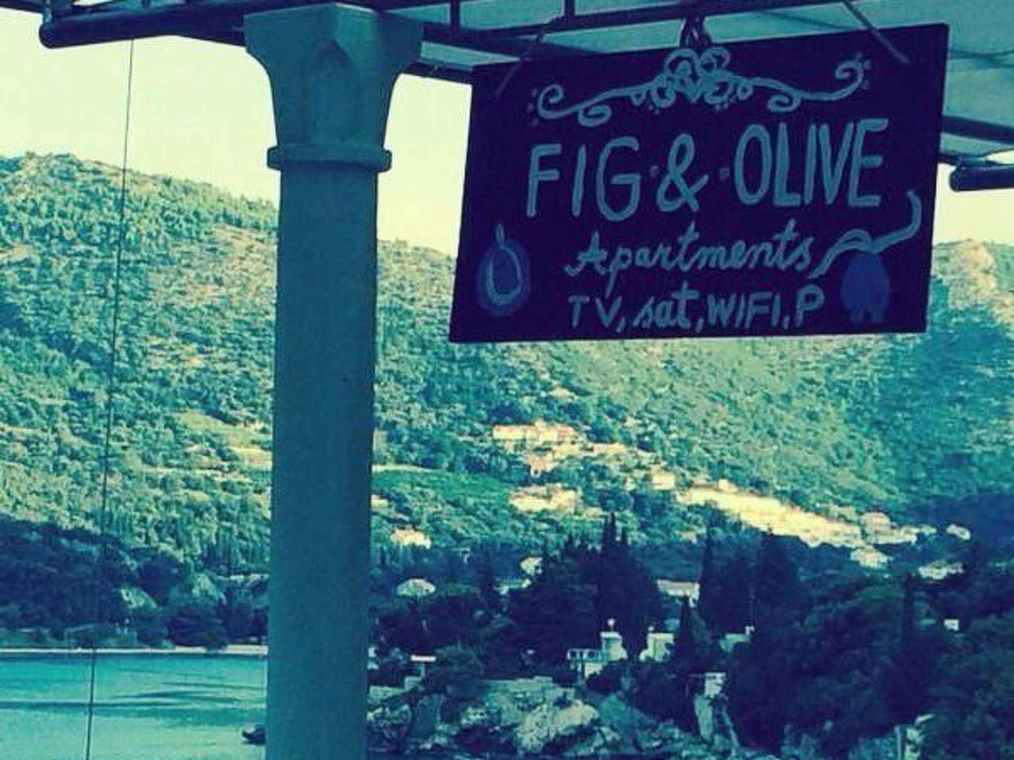 Studio mit Terrasse-Image-tags.info