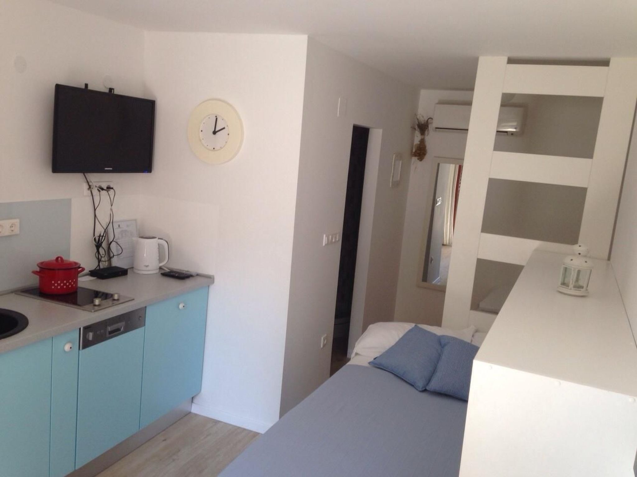 Studio mit Terrasse-Image-tags.info