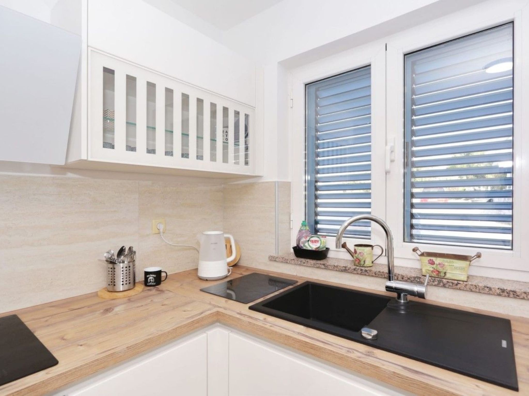 Haus am Strand in Zaton - TA Leut Agency-Image-tags.info