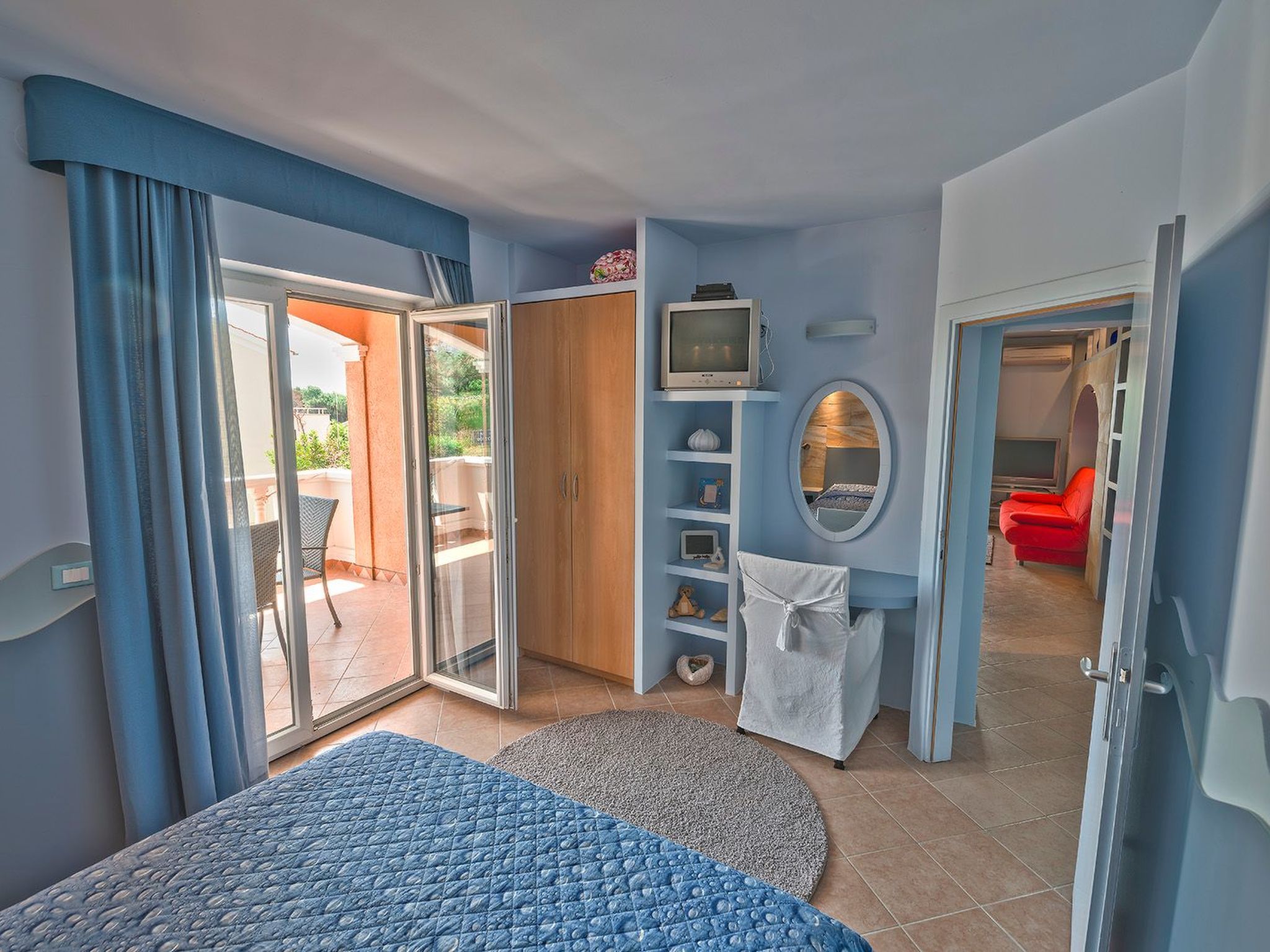 DANTIN BLU-Image-tags.info