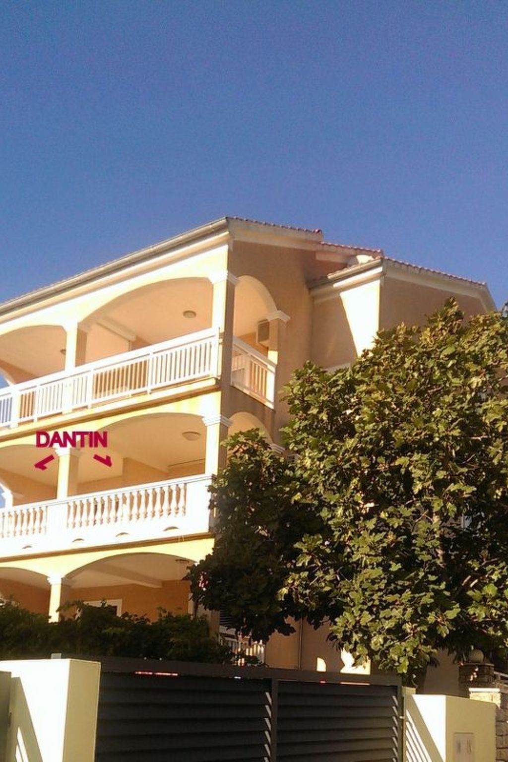 DANTIN BLU-Image-tags.info