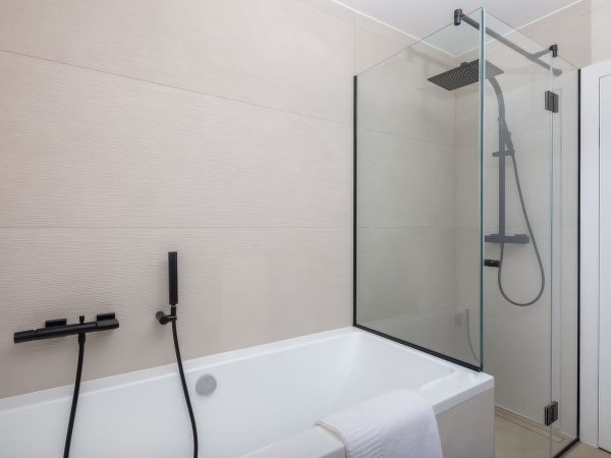 Villa Acacia with heated pool