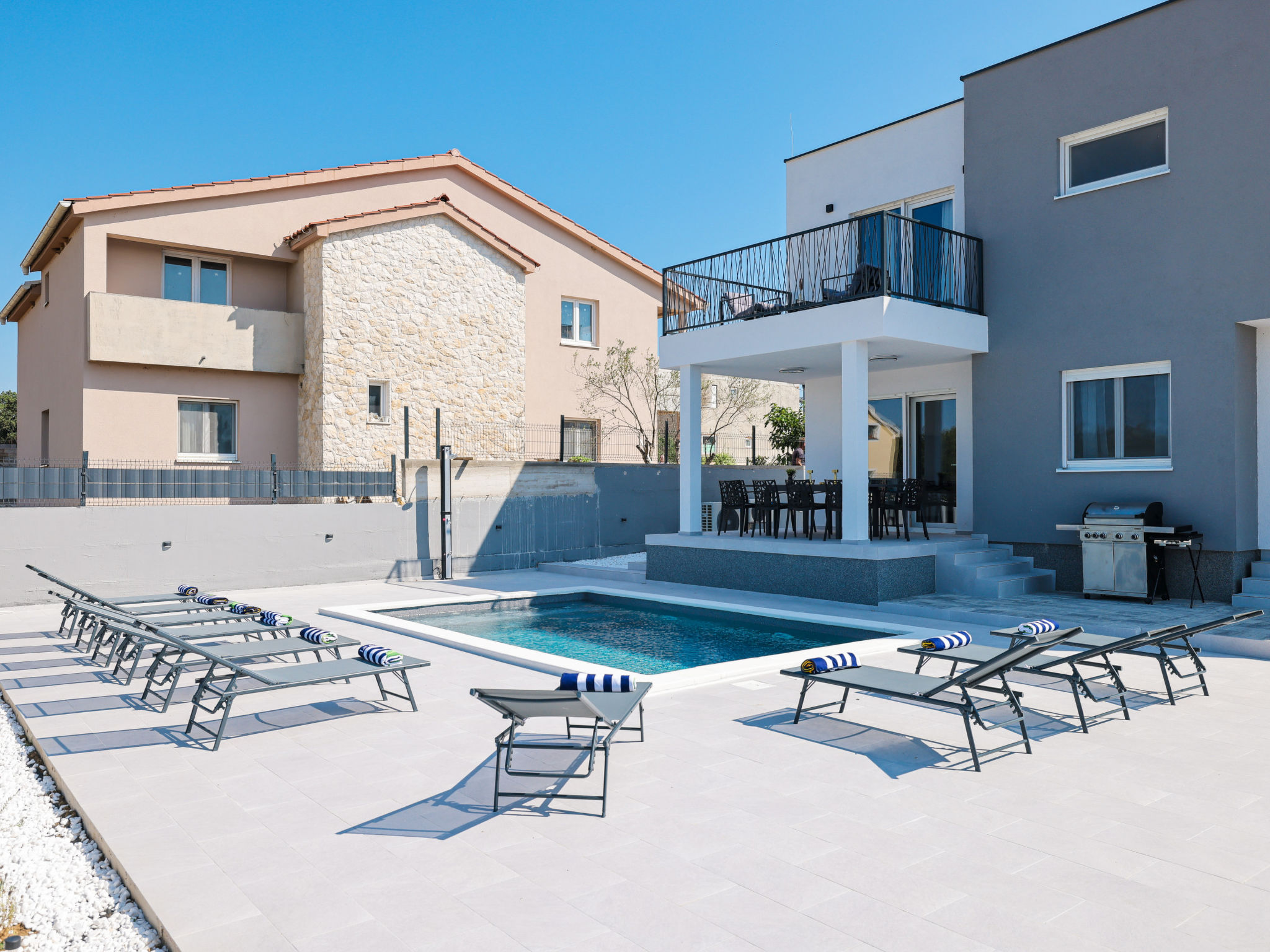 Villa IviCasa with pool - Binnen
