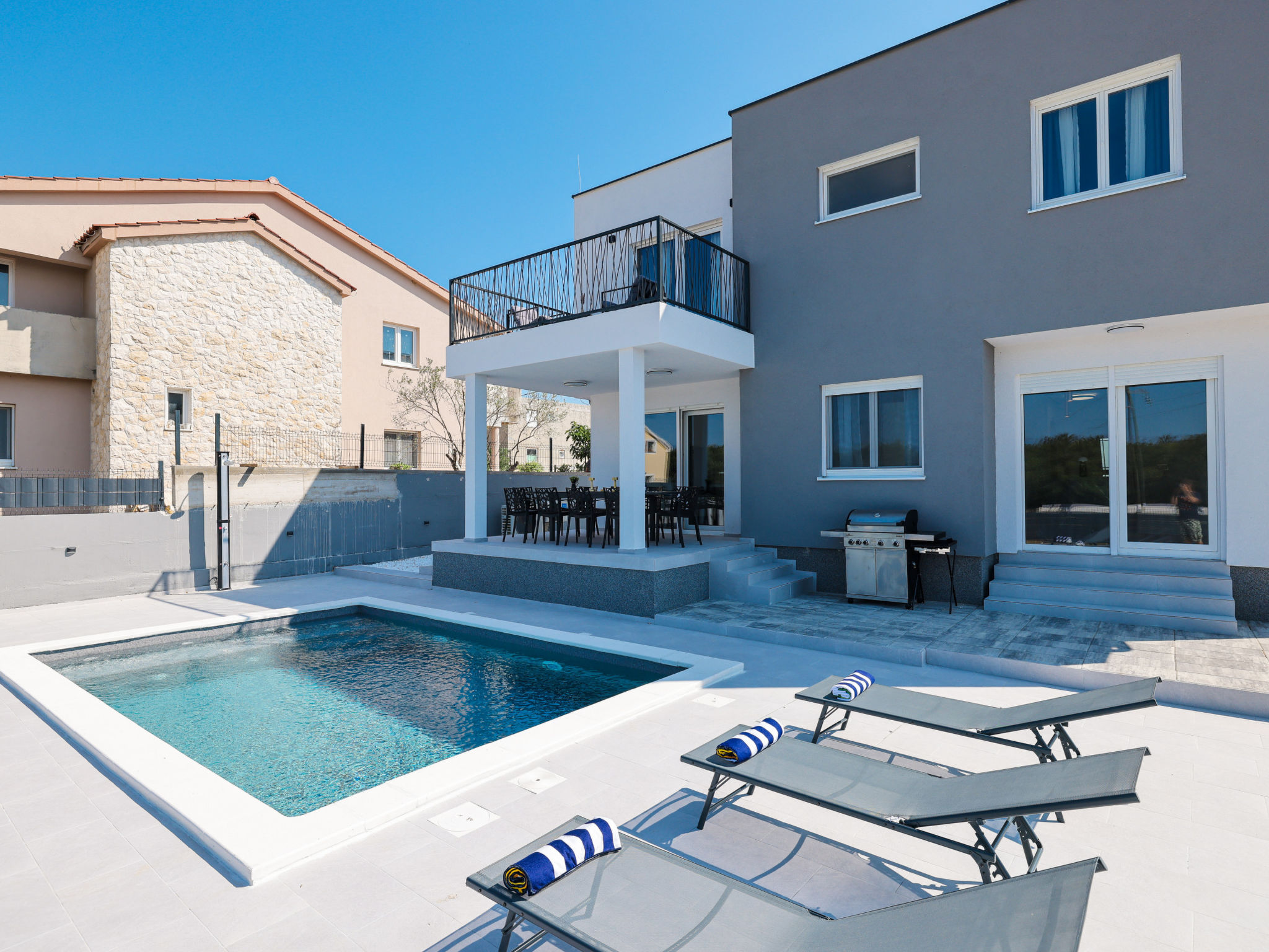 Villa IviCasa with pool - Binnen