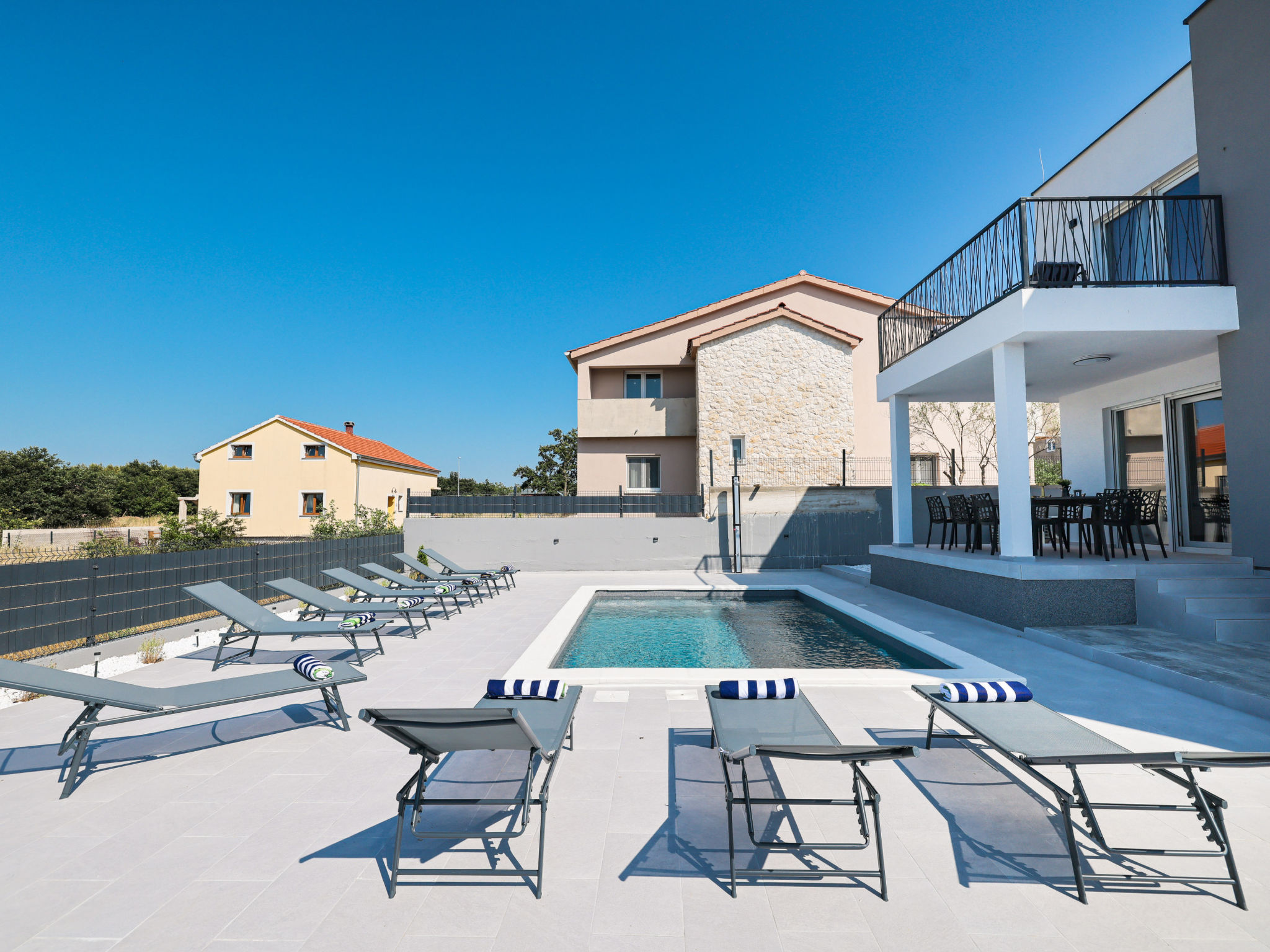 Villa IviCasa with pool - Binnen
