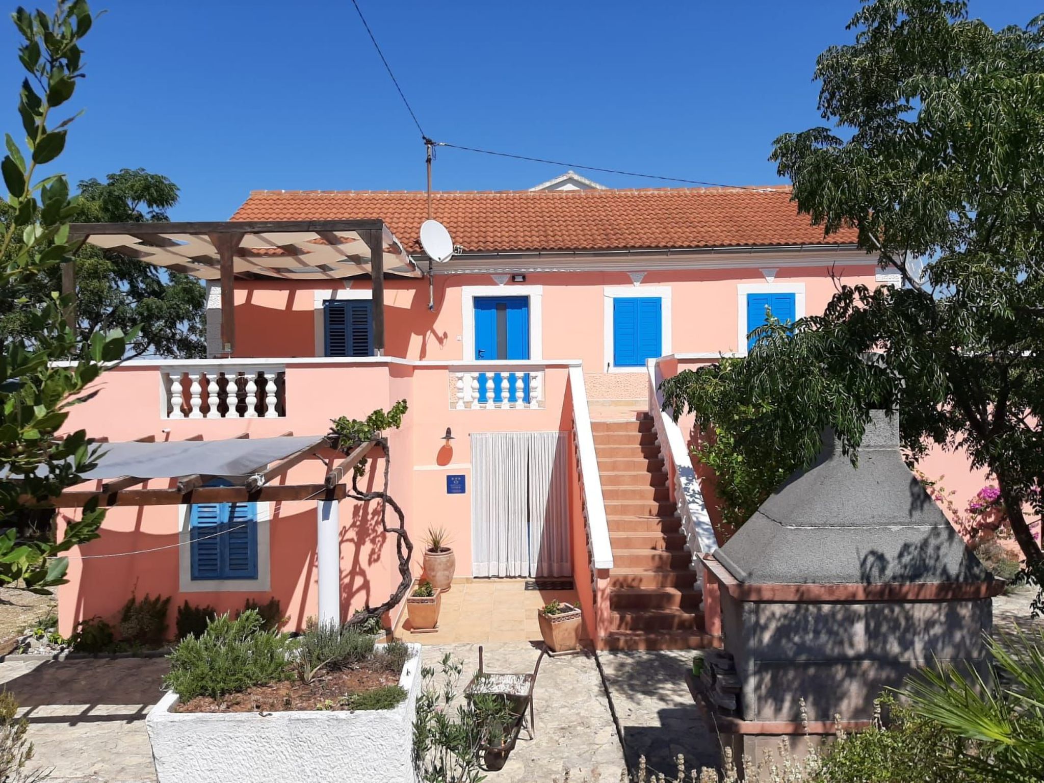 In Dobropoljana mit Freiterrasse-Binnen