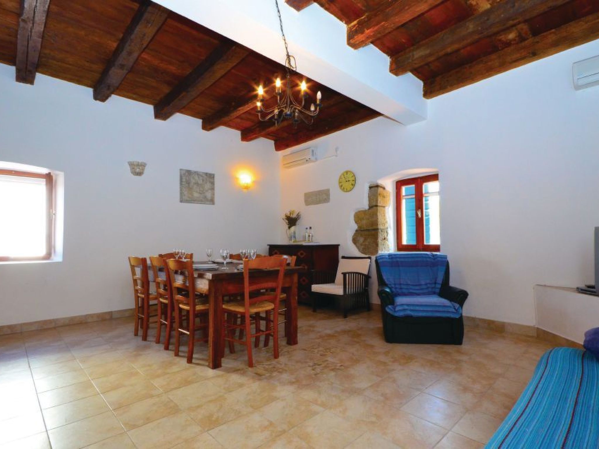 In Dobropoljana mit Freiterrasse-Binnen