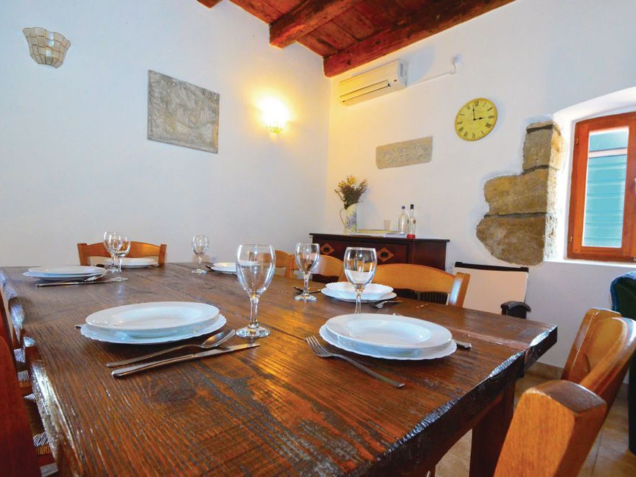 In Dobropoljana mit Freiterrasse-Binnen