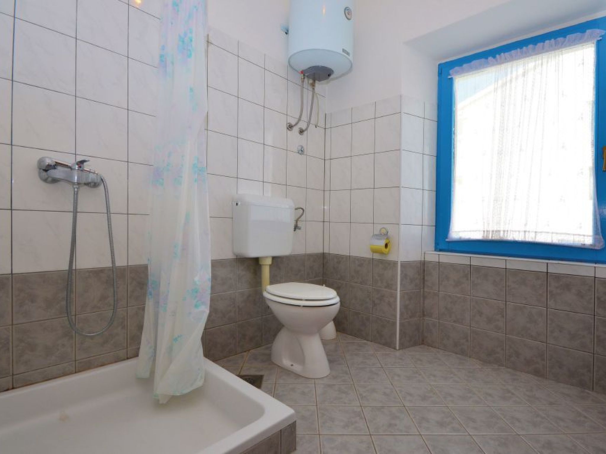 In Dobropoljana mit Freiterrasse-Binnen